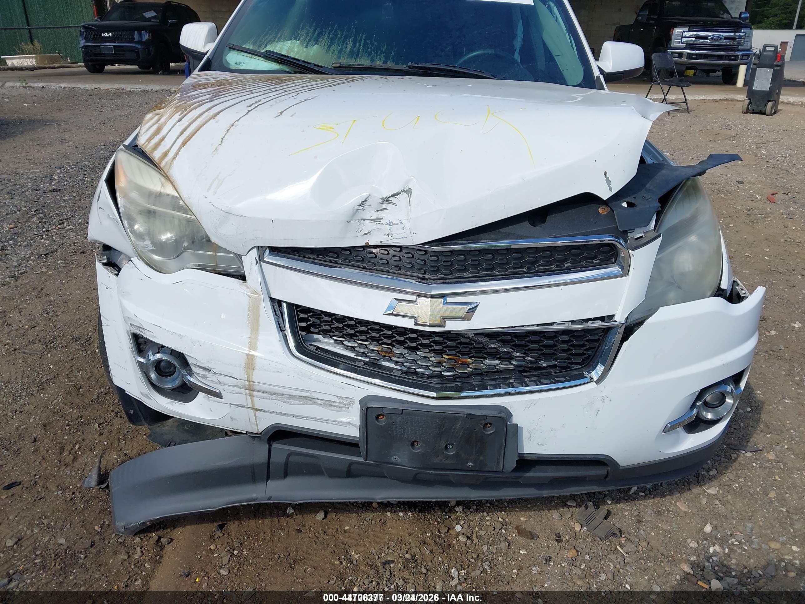 CHEVROLET EQUINOX image 6