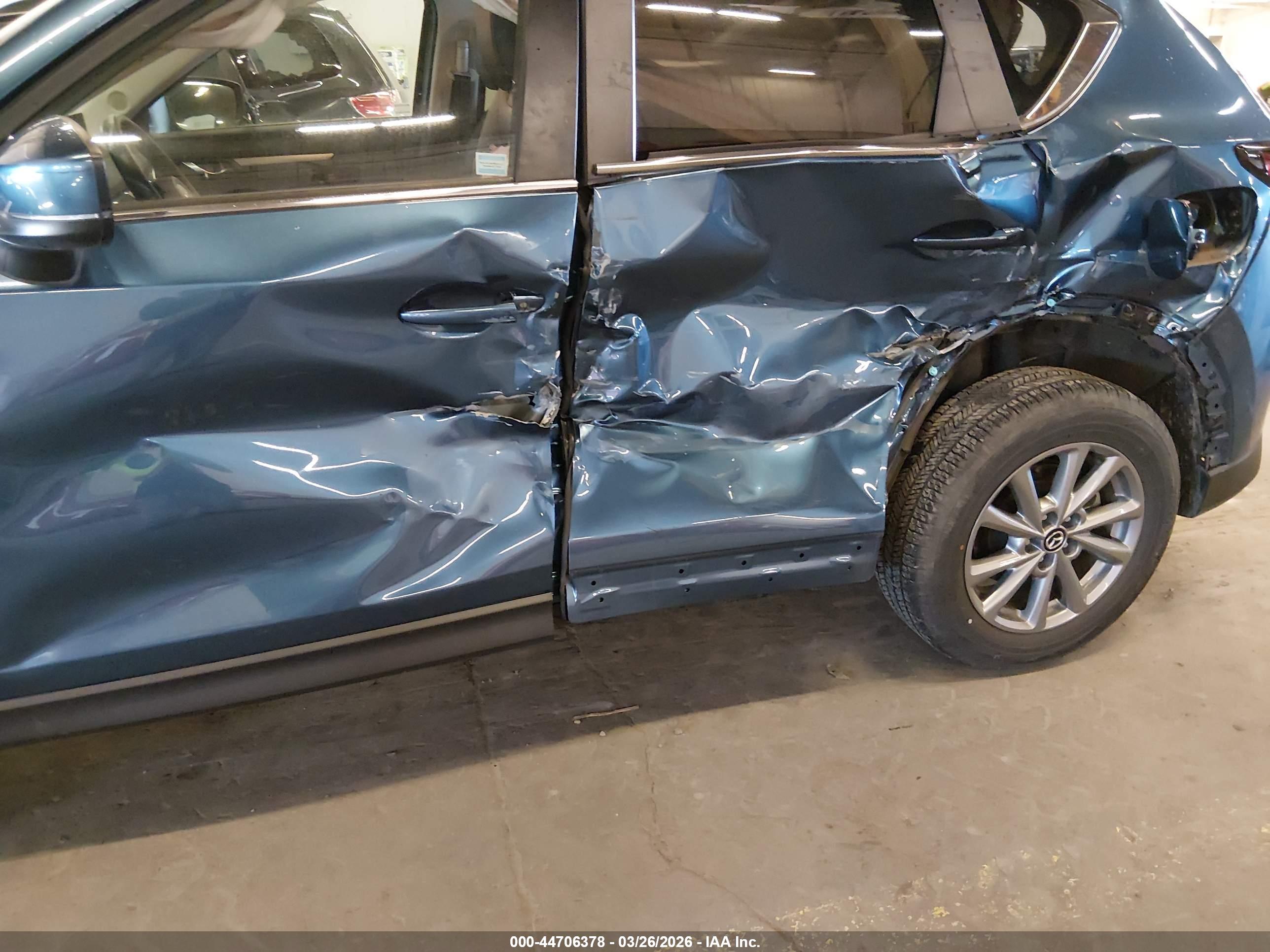 MAZDA CX-5 image 6