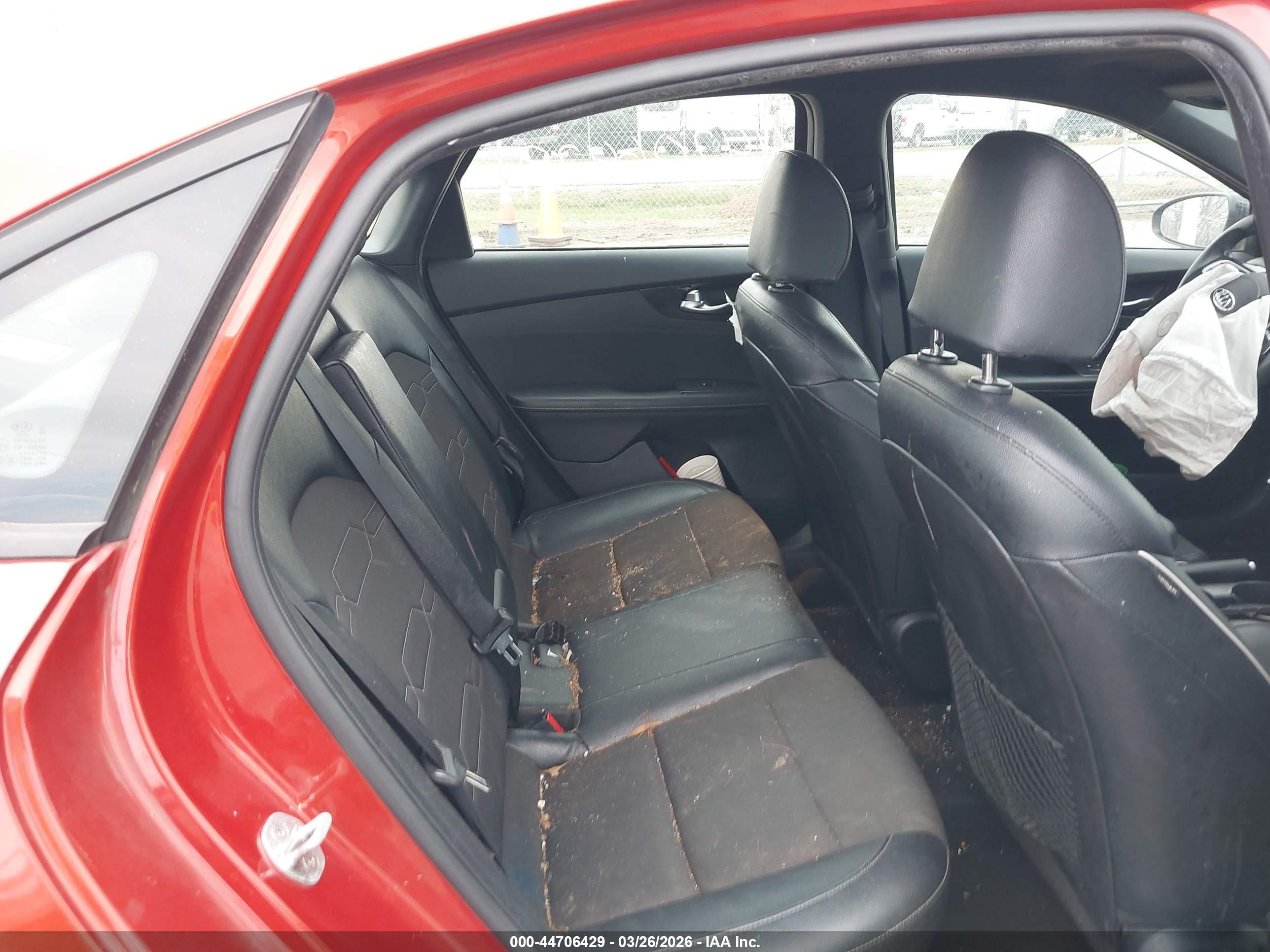 KIA FORTE image 8