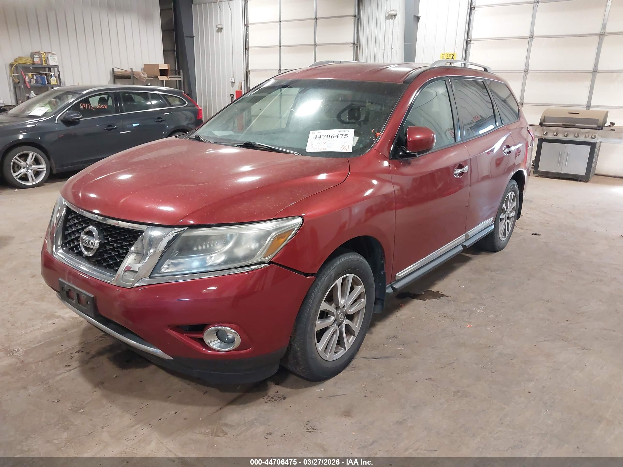 NISSAN PATHFINDER image 2
