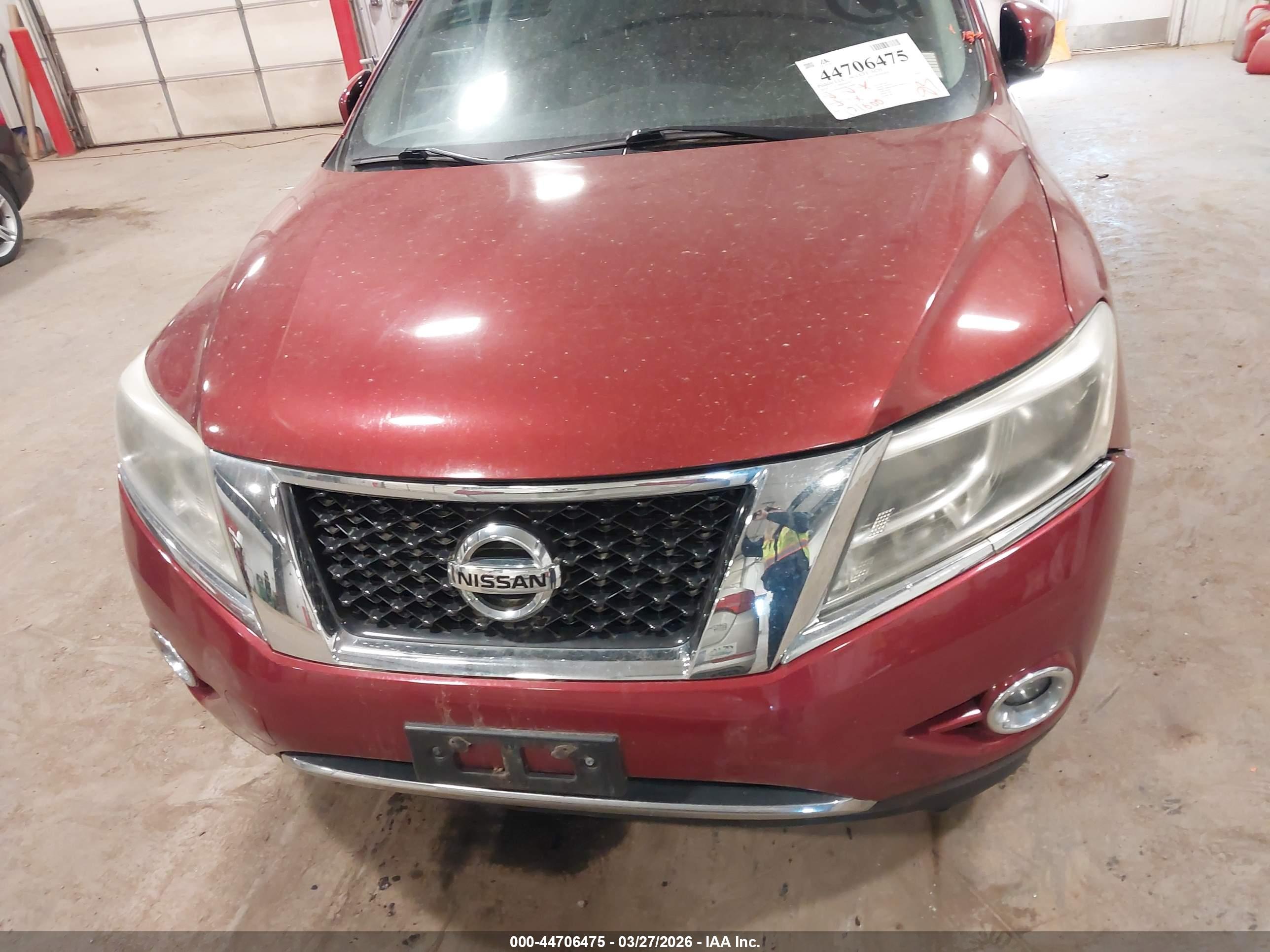 NISSAN PATHFINDER image 6