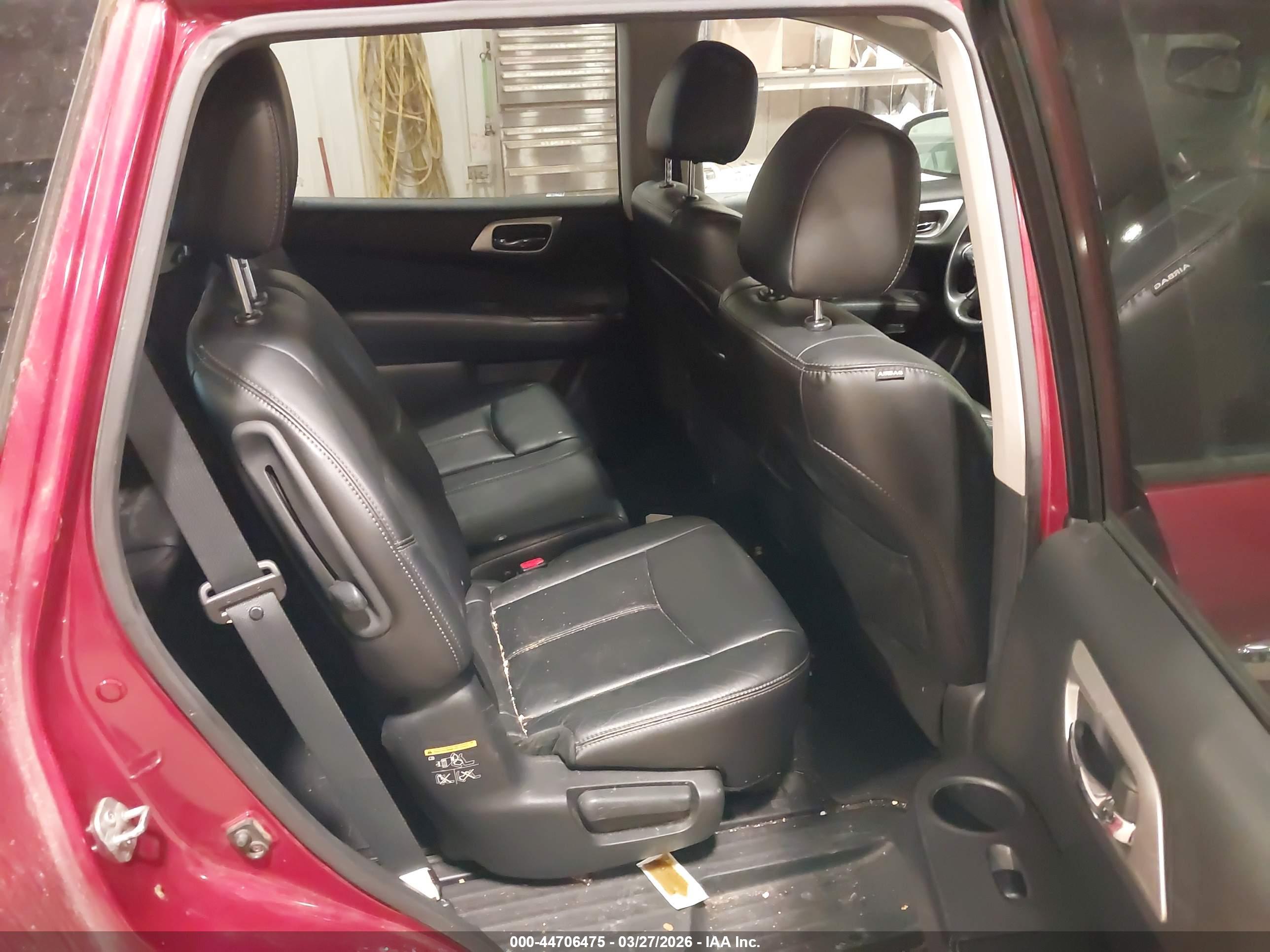 NISSAN PATHFINDER image 8
