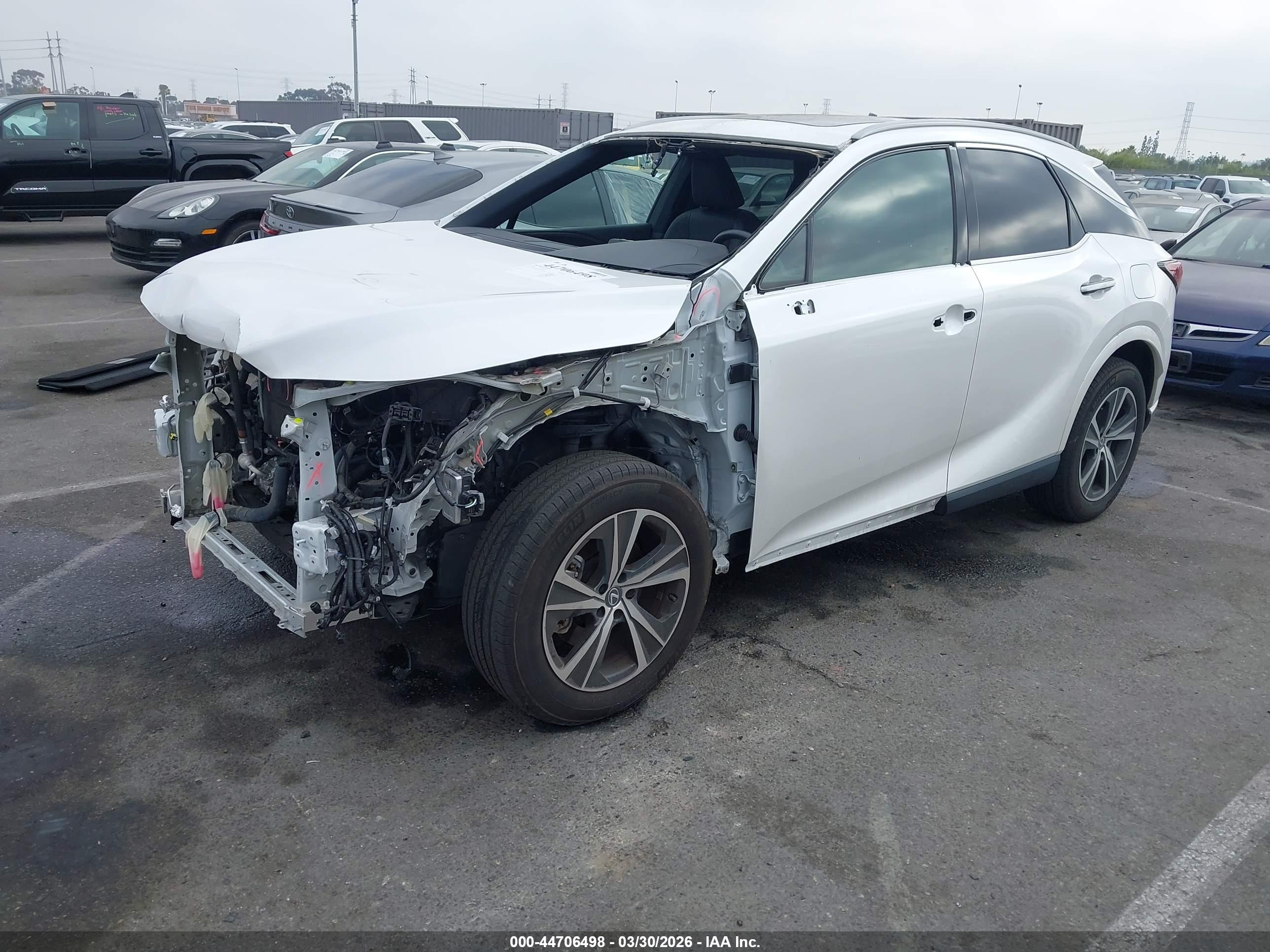 LEXUS RX image 2