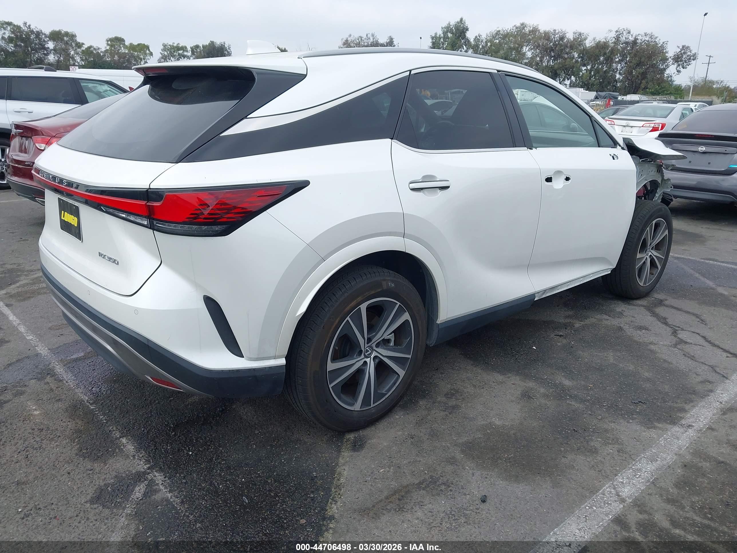 LEXUS RX image 4