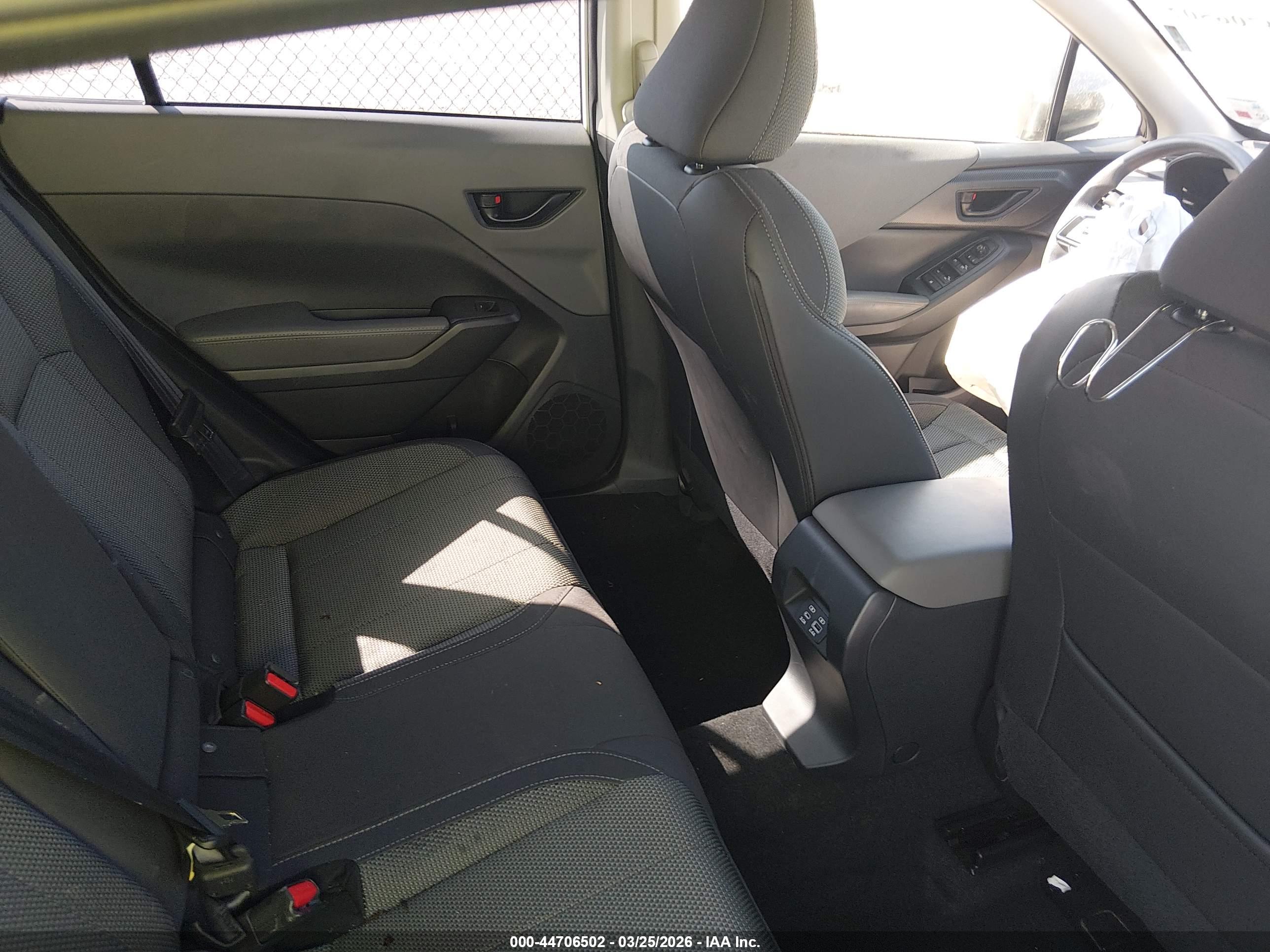 SUBARU CROSSTREK image 8