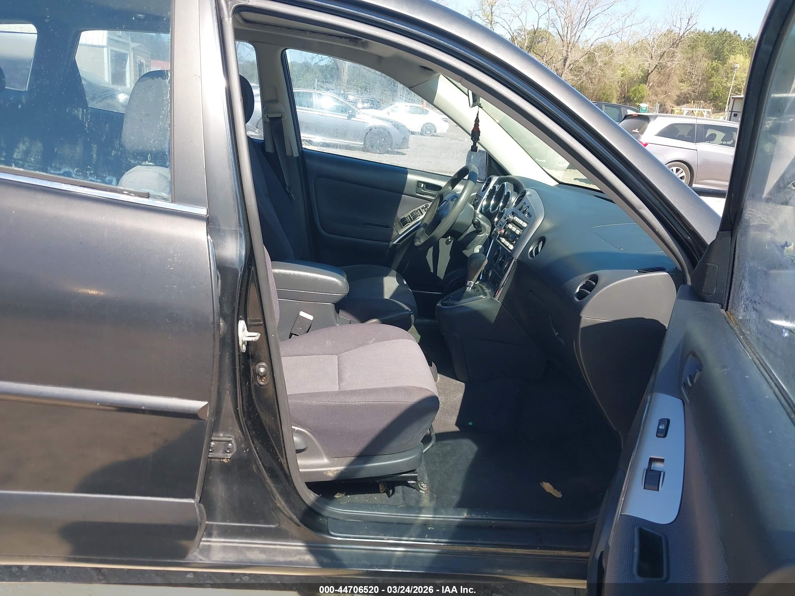 PONTIAC VIBE image 5