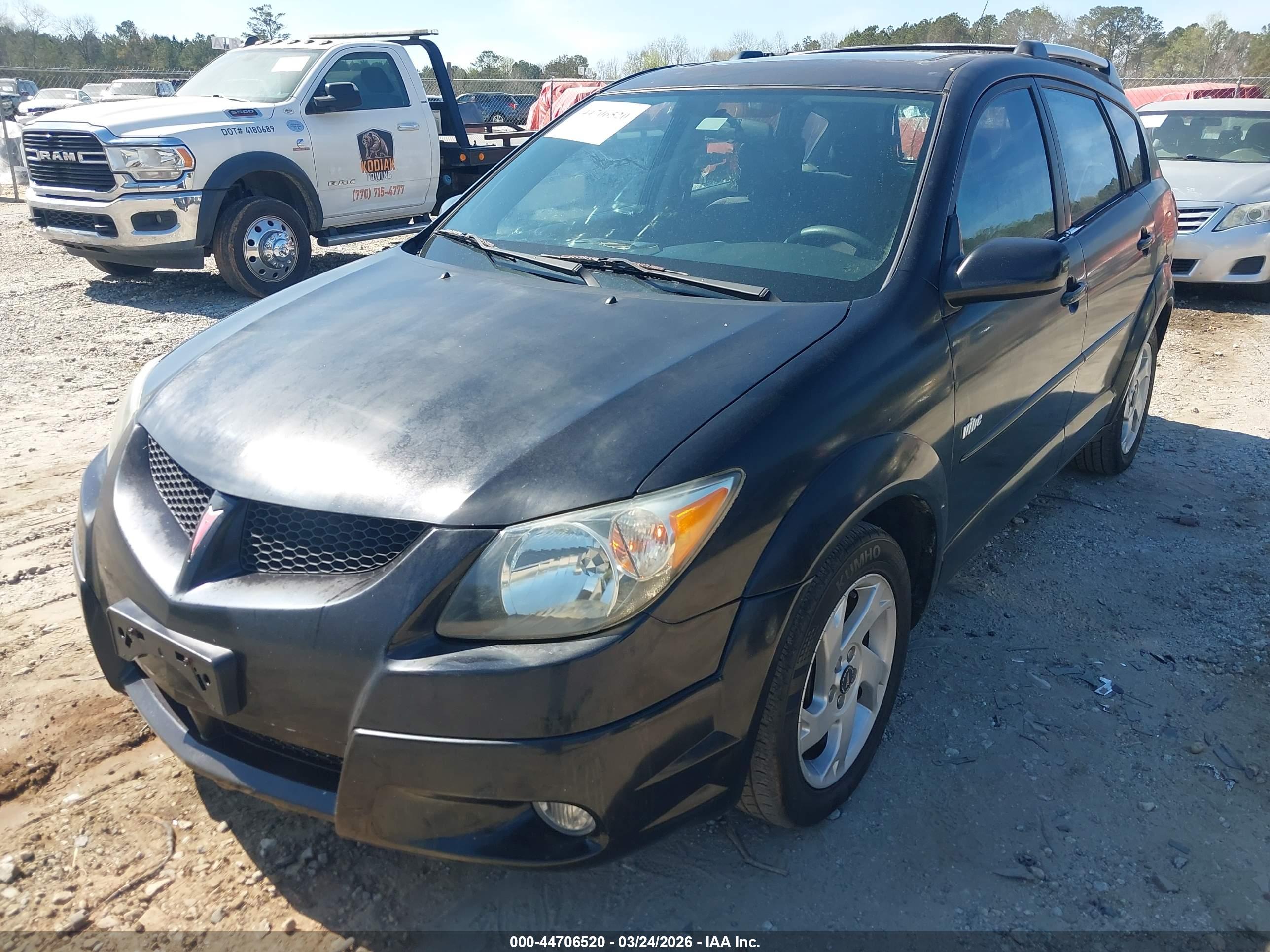 PONTIAC VIBE image 6