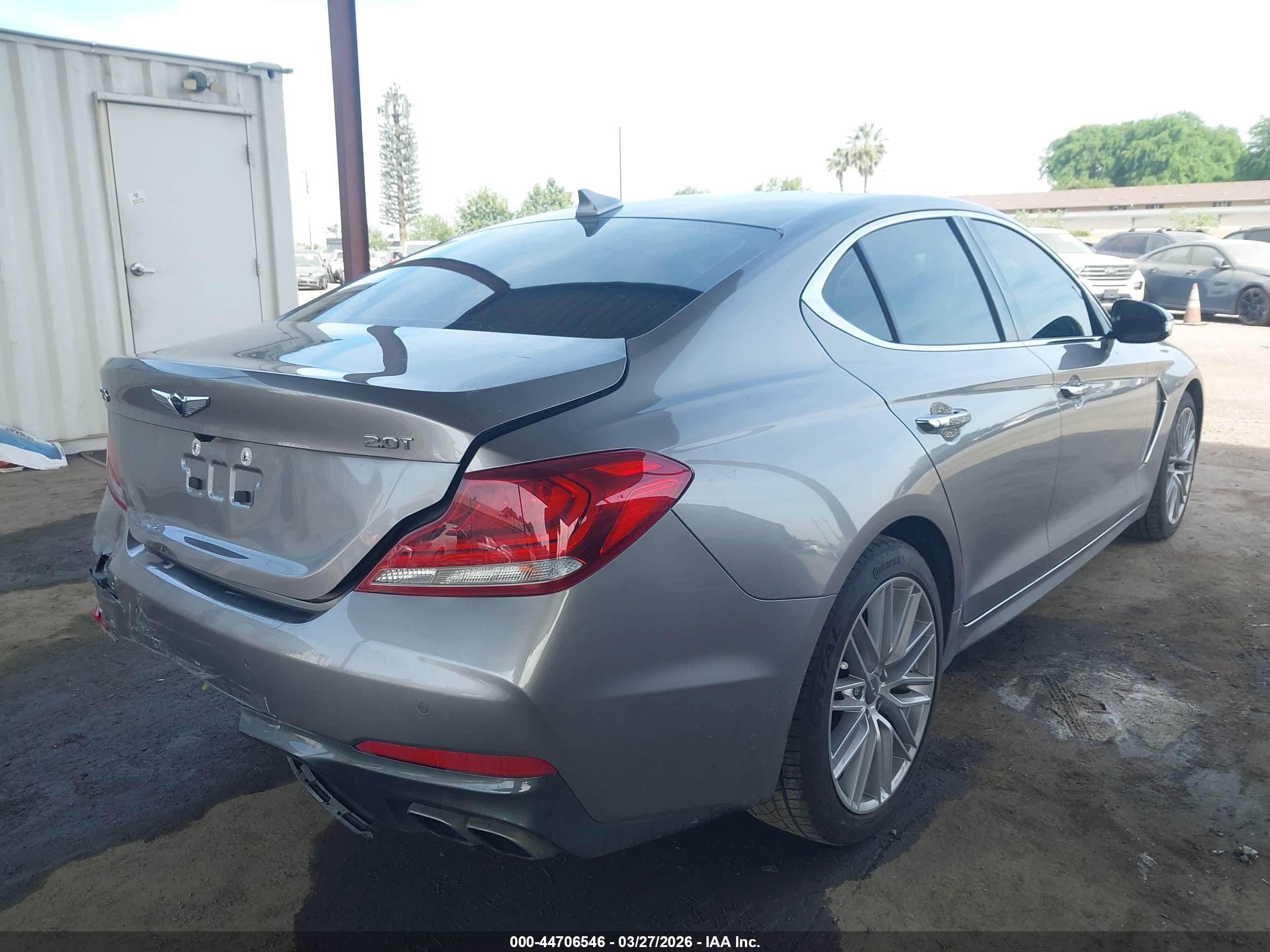 GENESIS G70 image 4