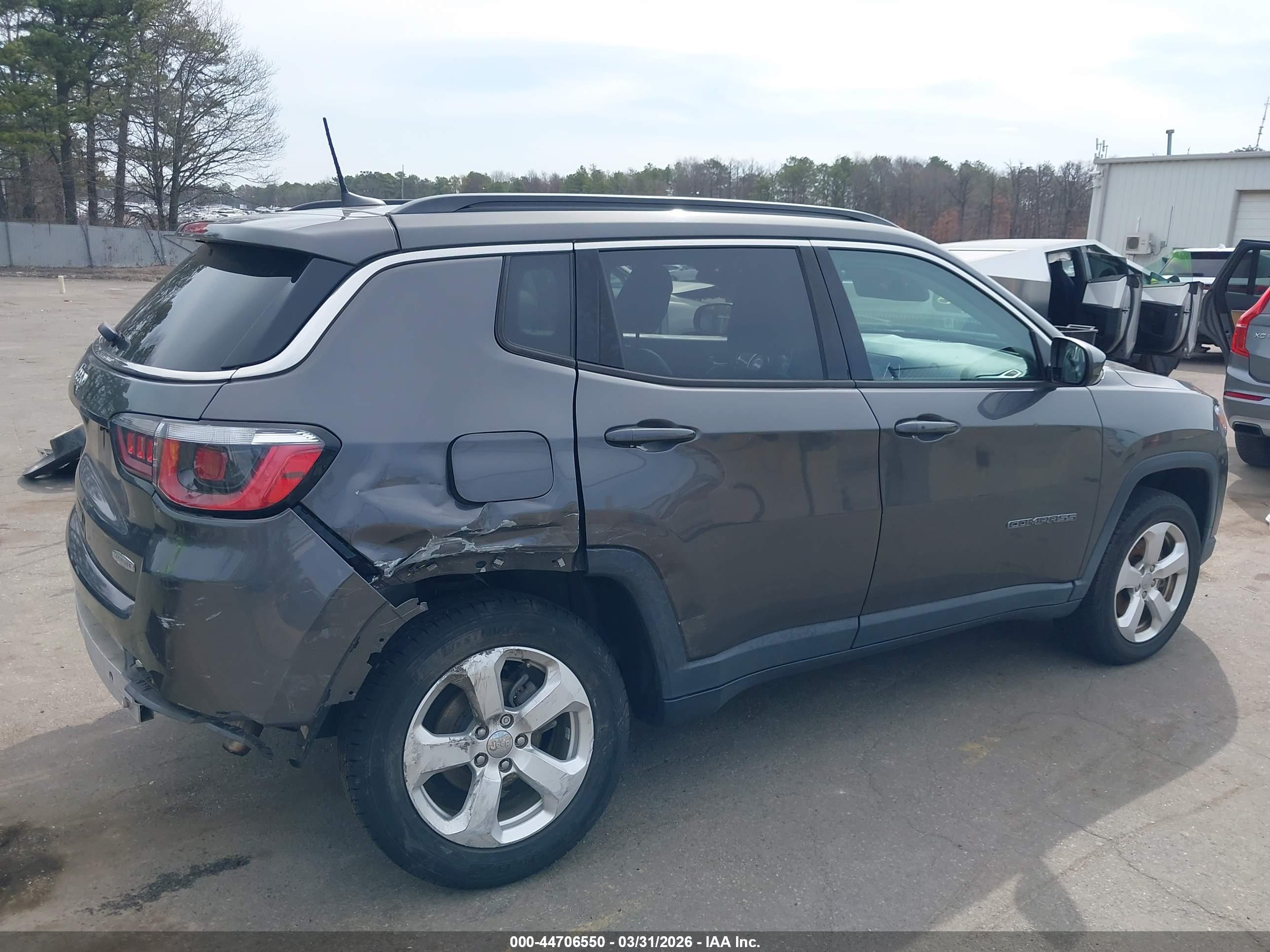 JEEP COMPASS image 6