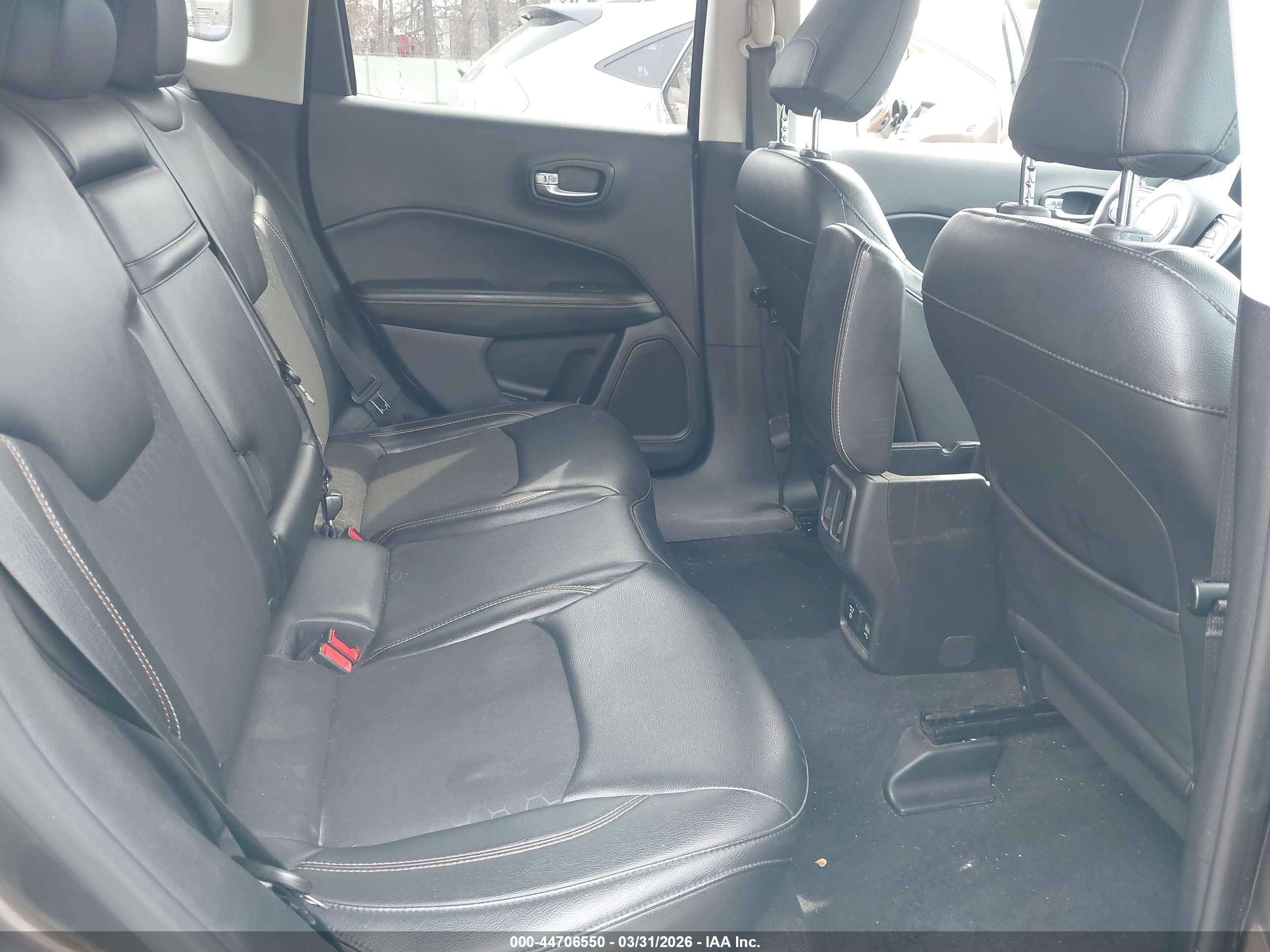 JEEP COMPASS image 8
