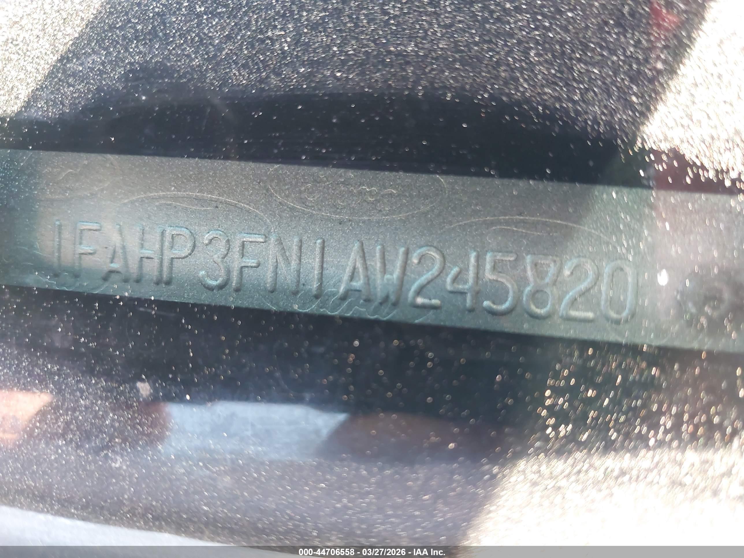FORD FOCUS image 9