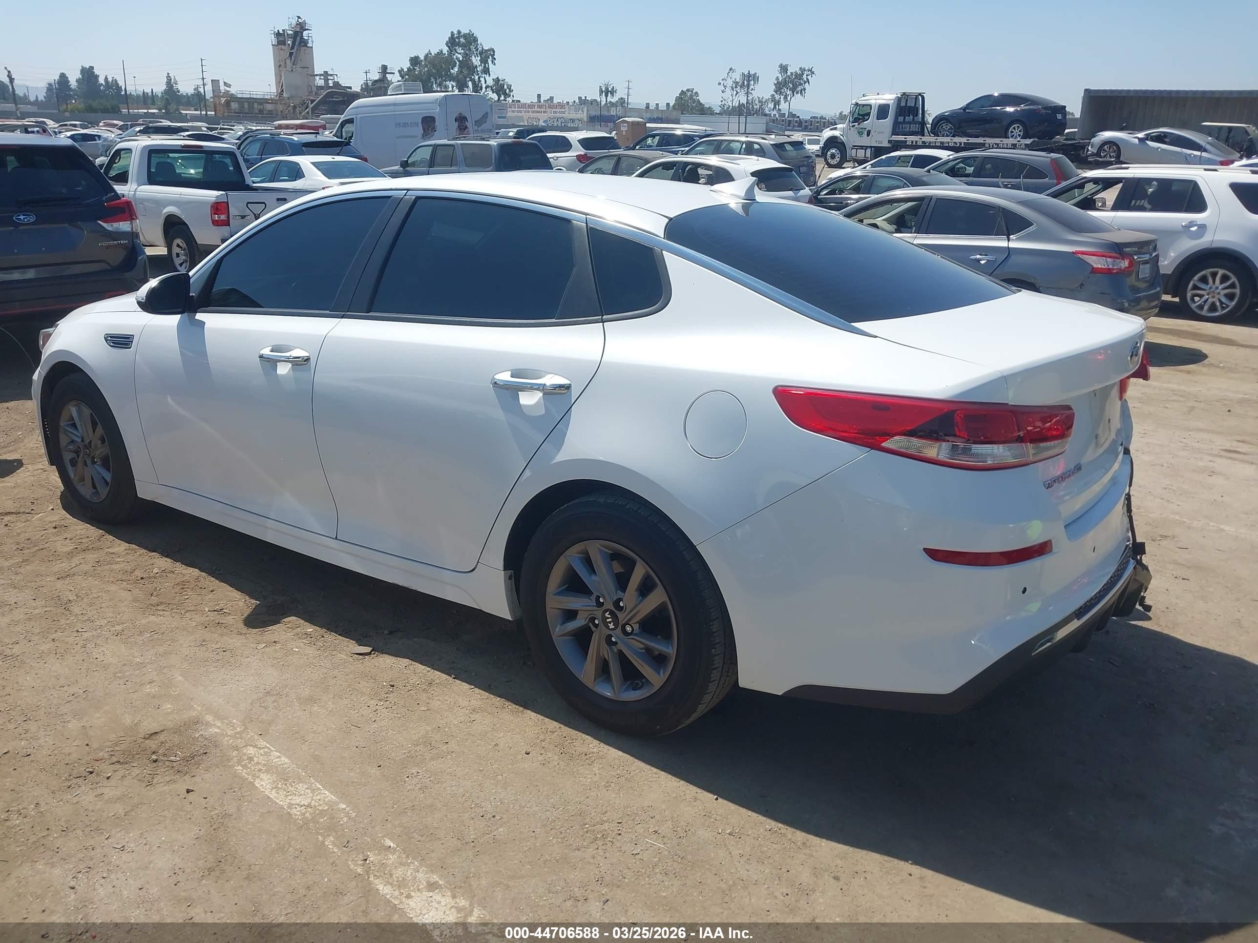 KIA OPTIMA image 3