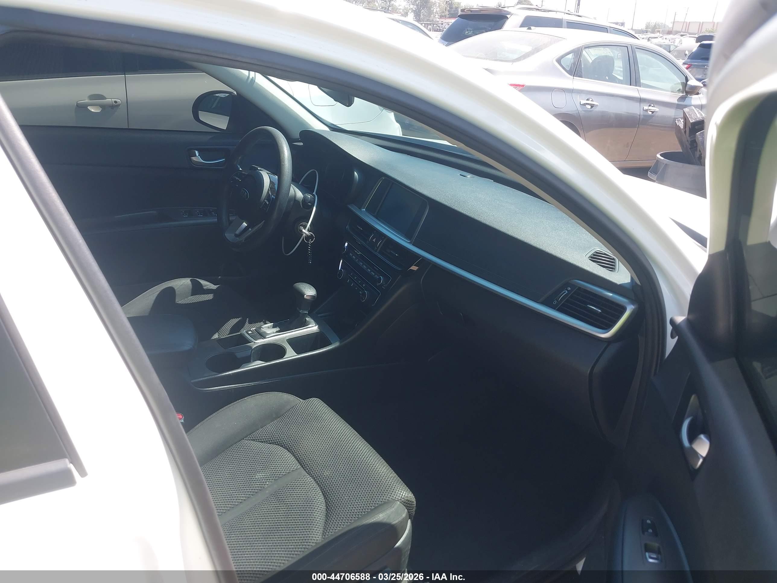 KIA OPTIMA image 5