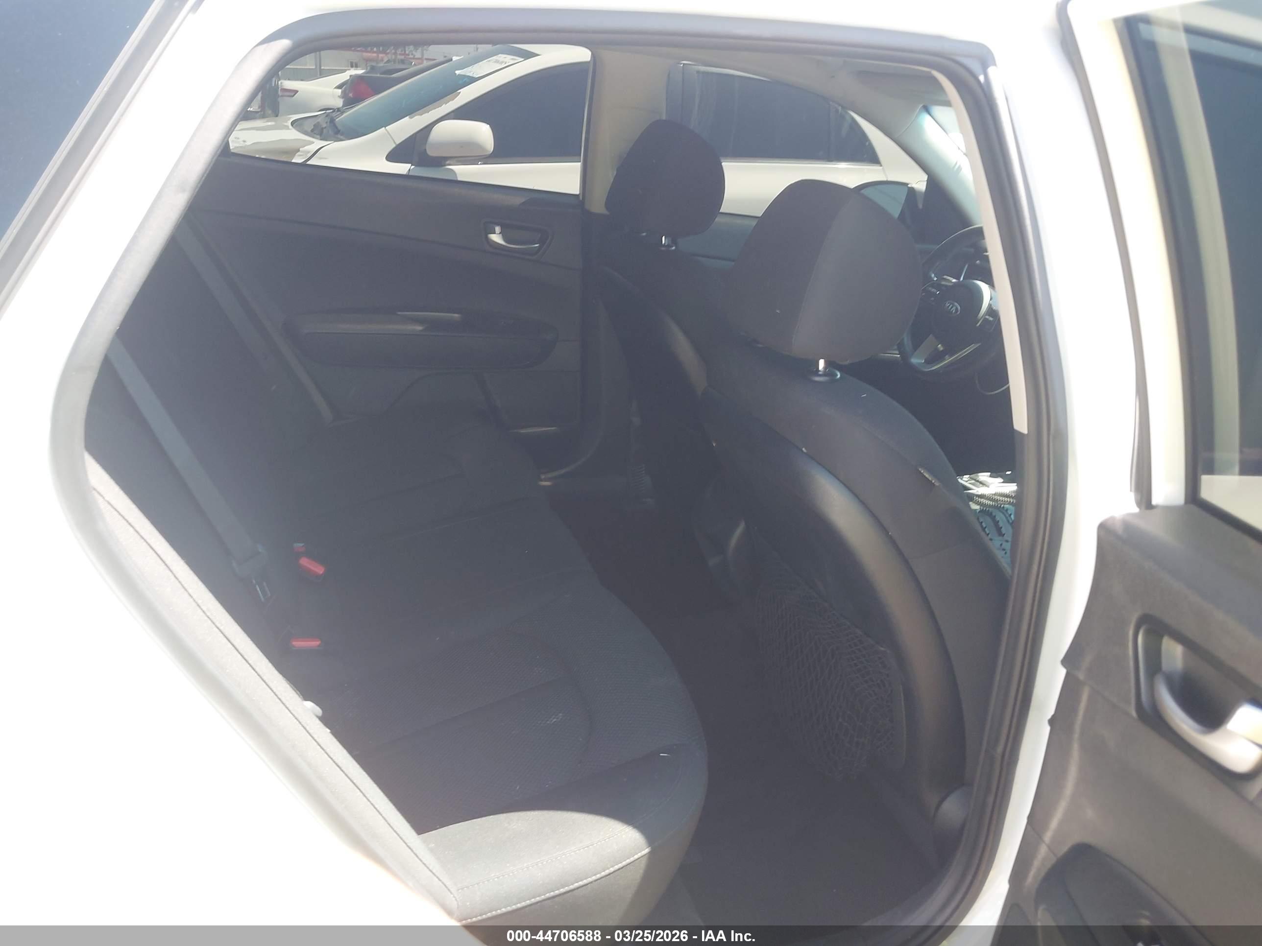 KIA OPTIMA image 8