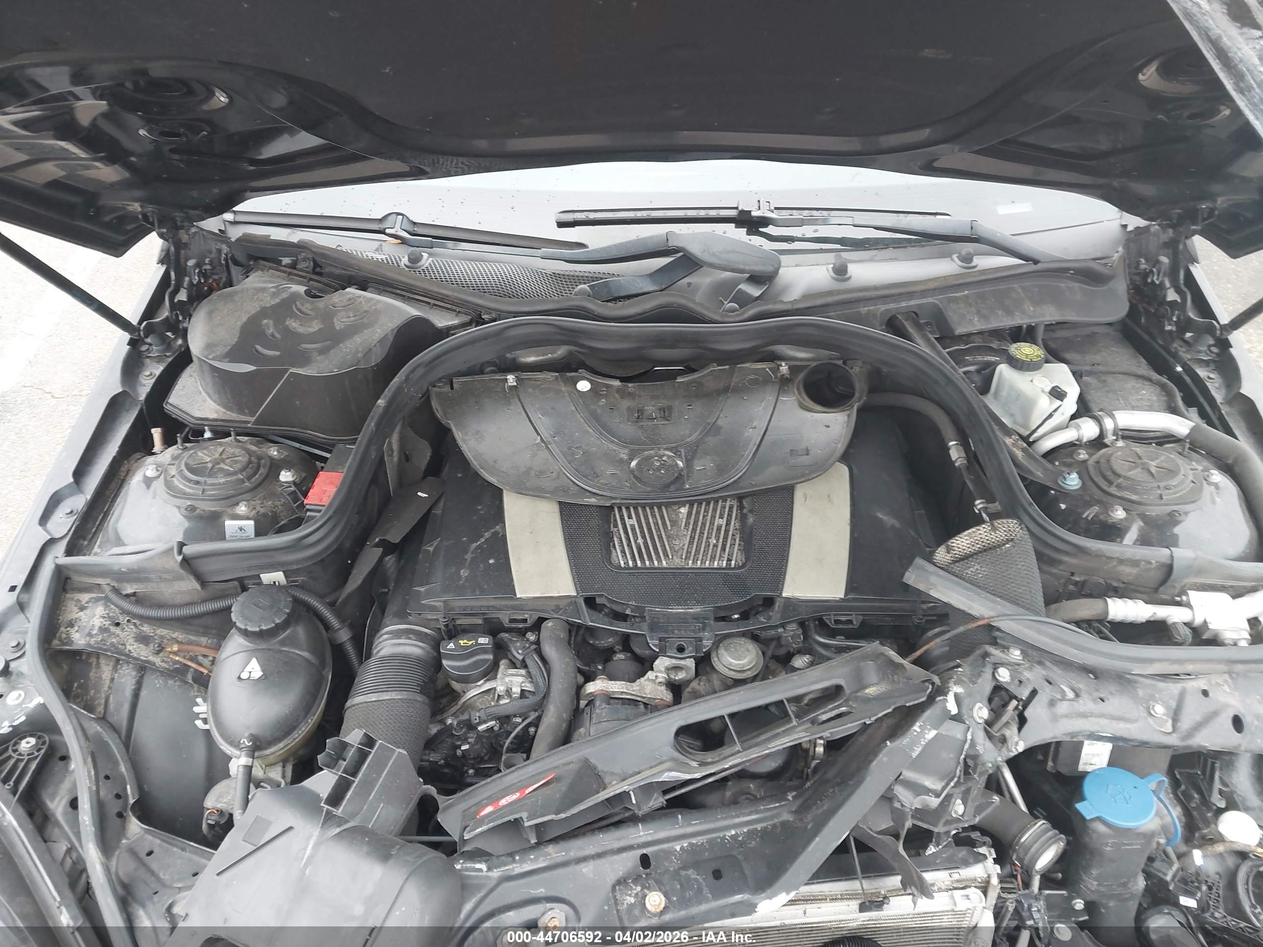 MERCEDES-BENZ E image 10