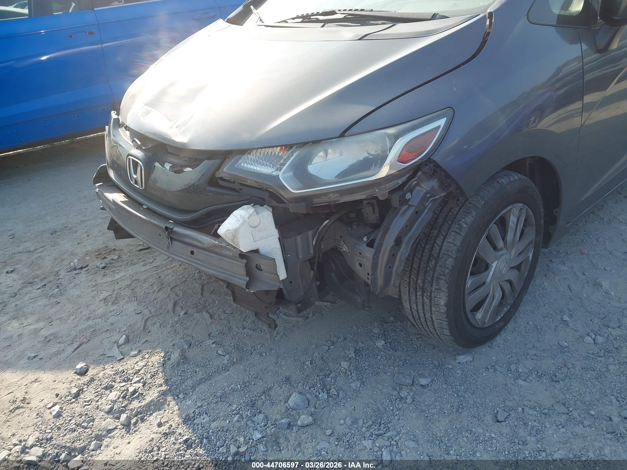 HONDA FIT image 6