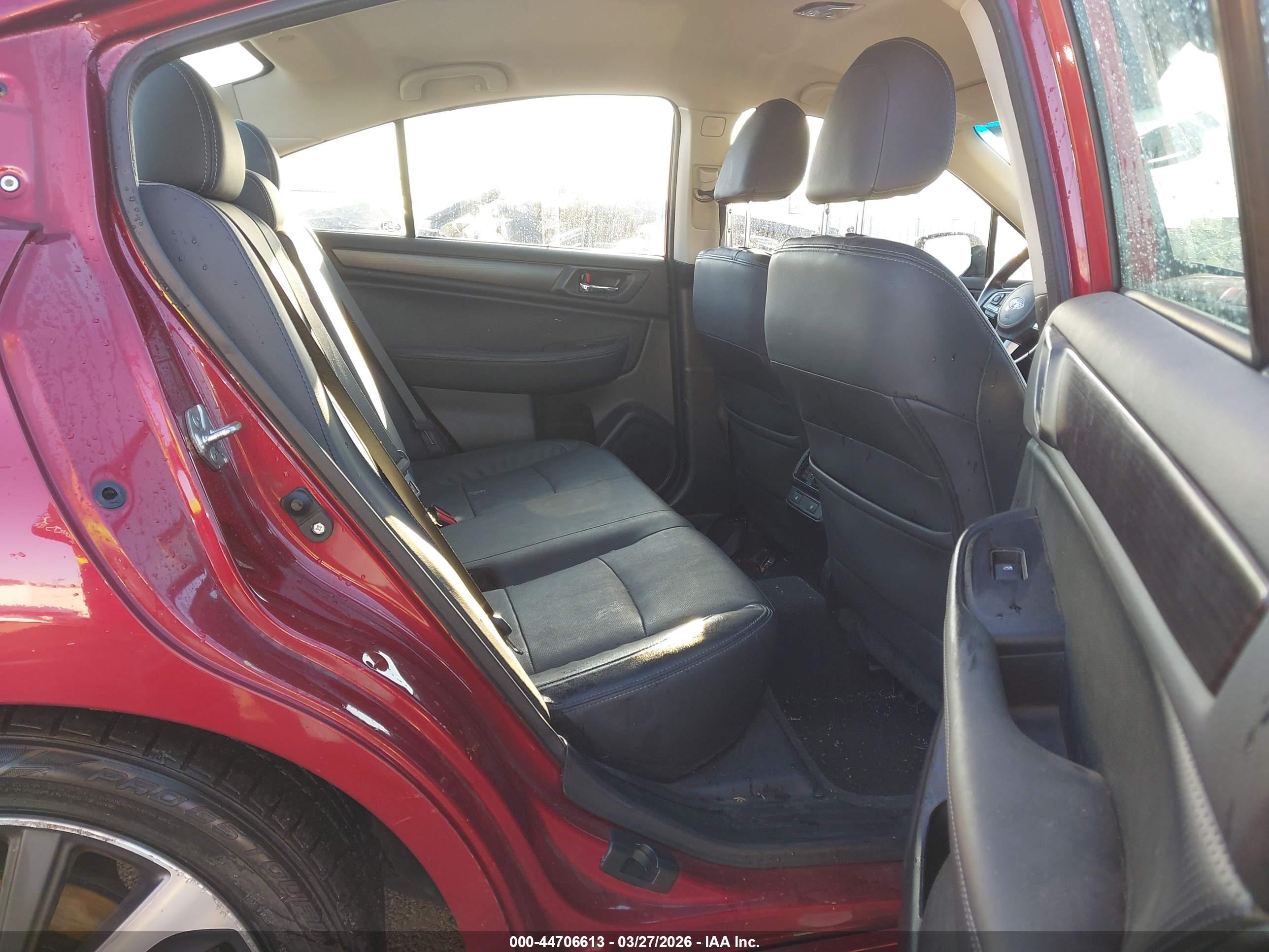 SUBARU LEGACY image 8