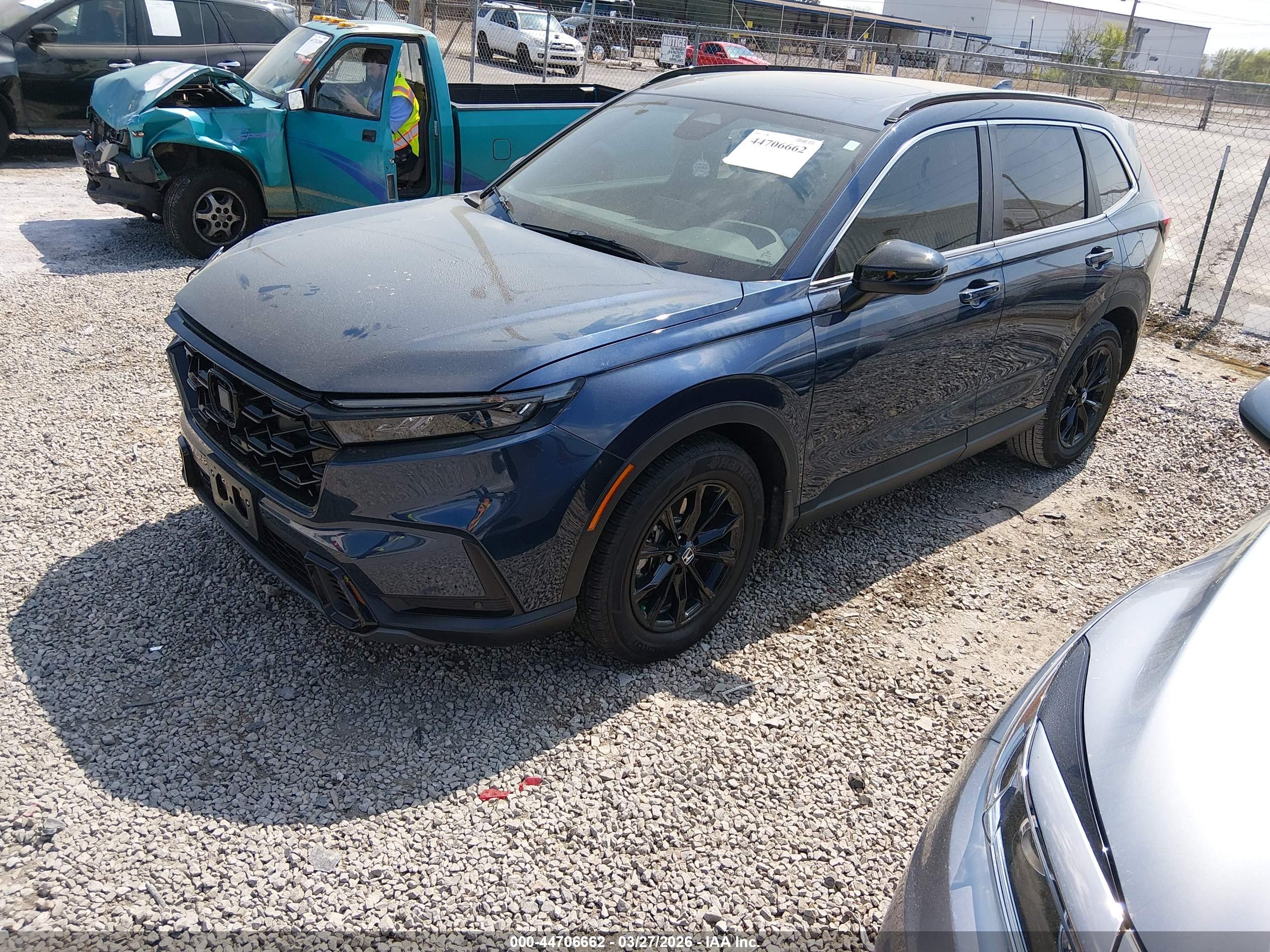 HONDA CR-V image 2