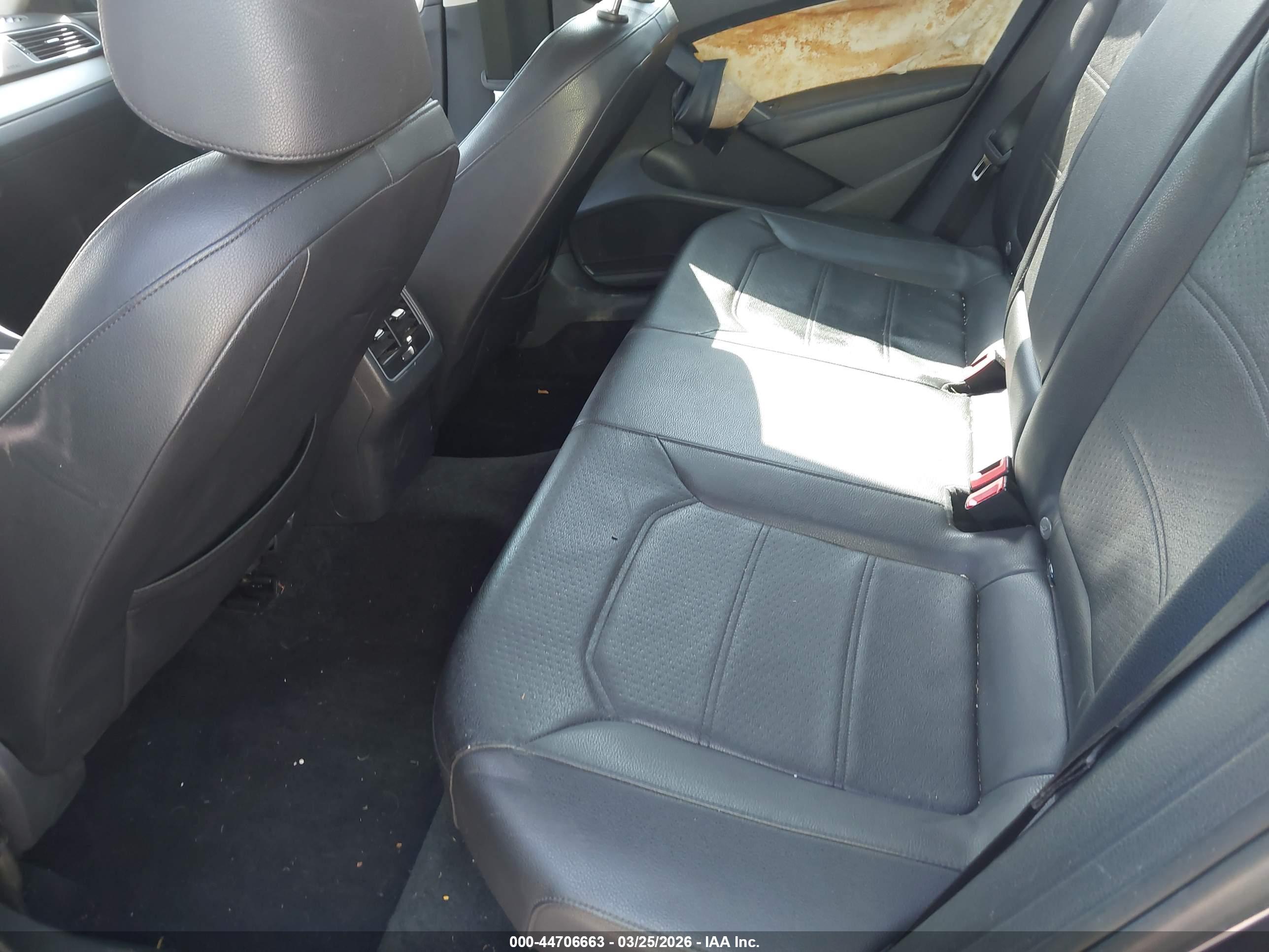 VOLKSWAGEN PASSAT image 8