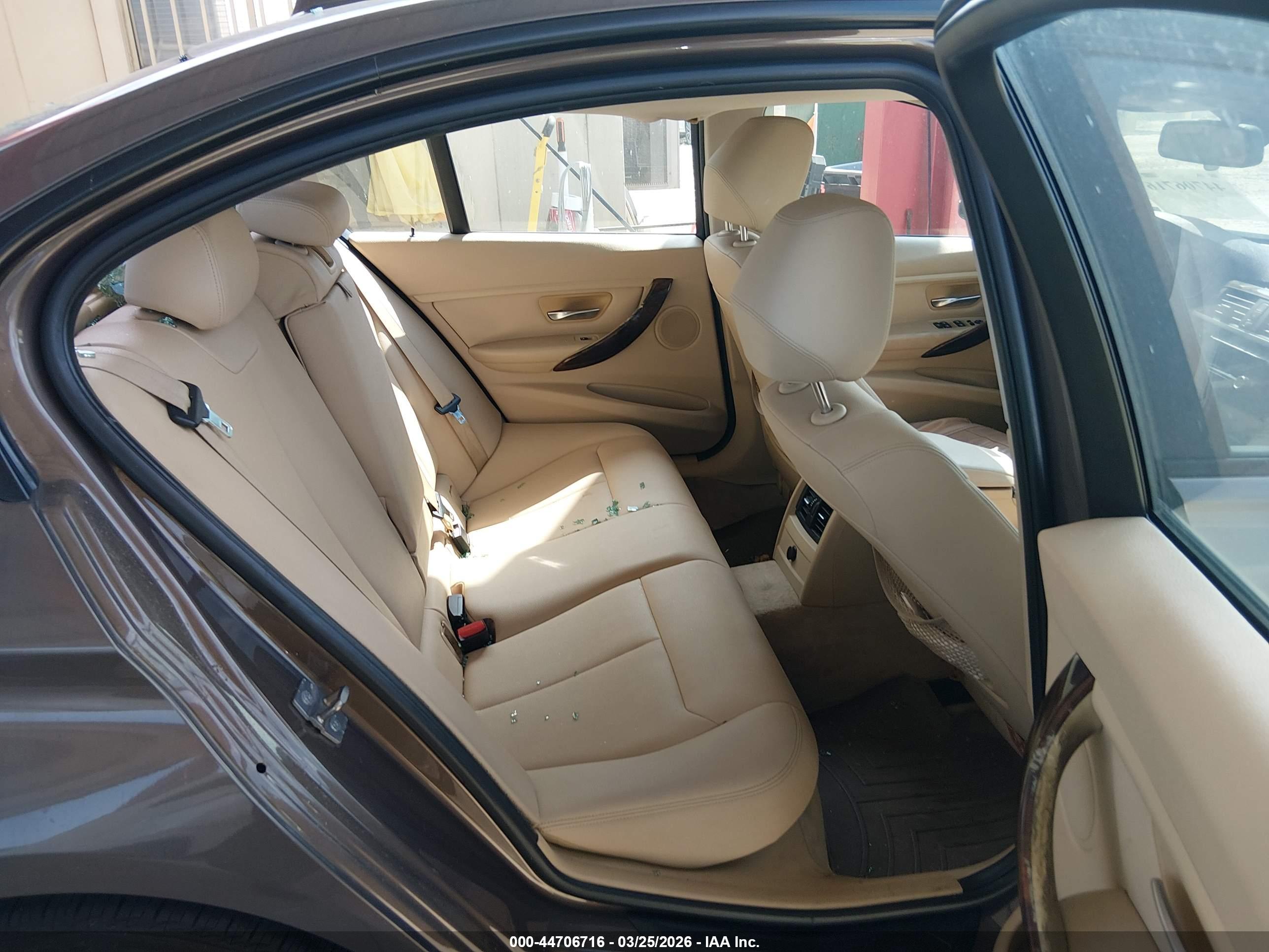 BMW 328I image 8