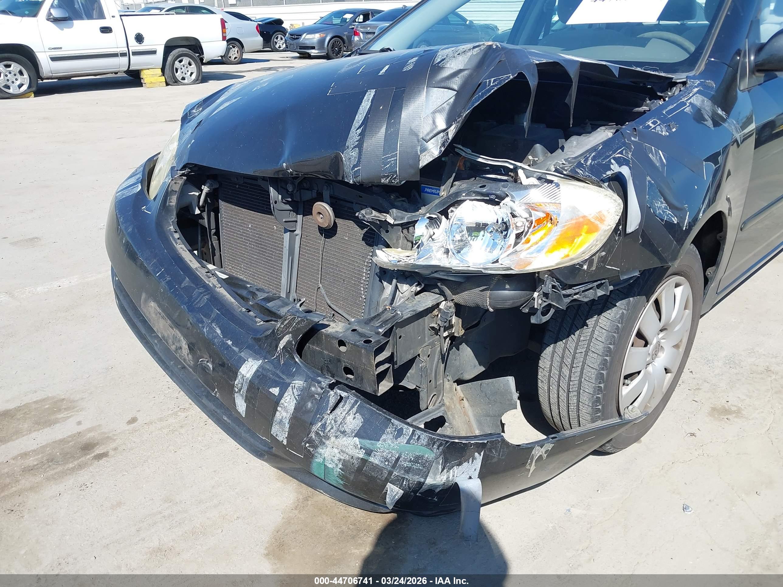 TOYOTA COROLLA image 6