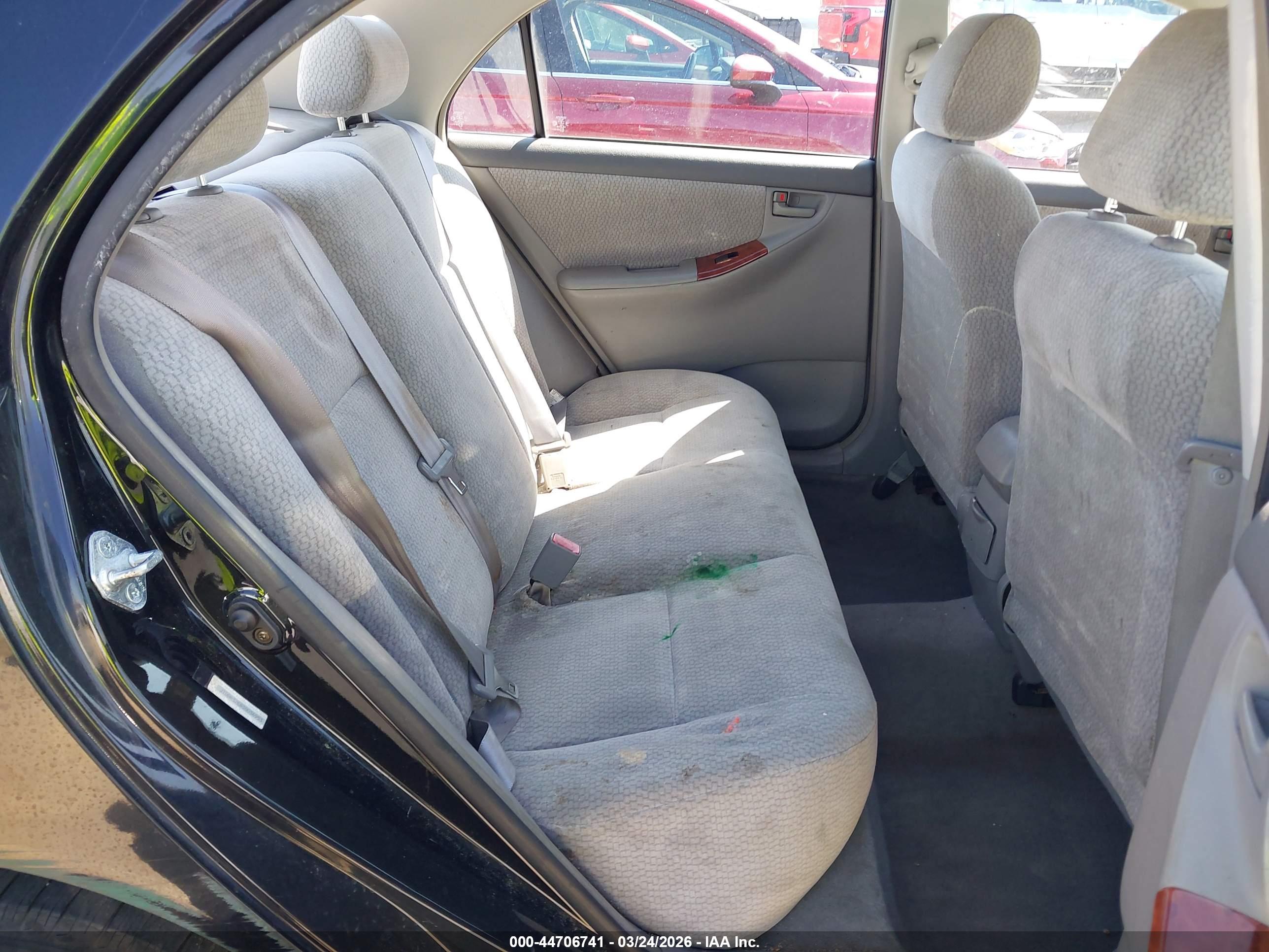 TOYOTA COROLLA image 8