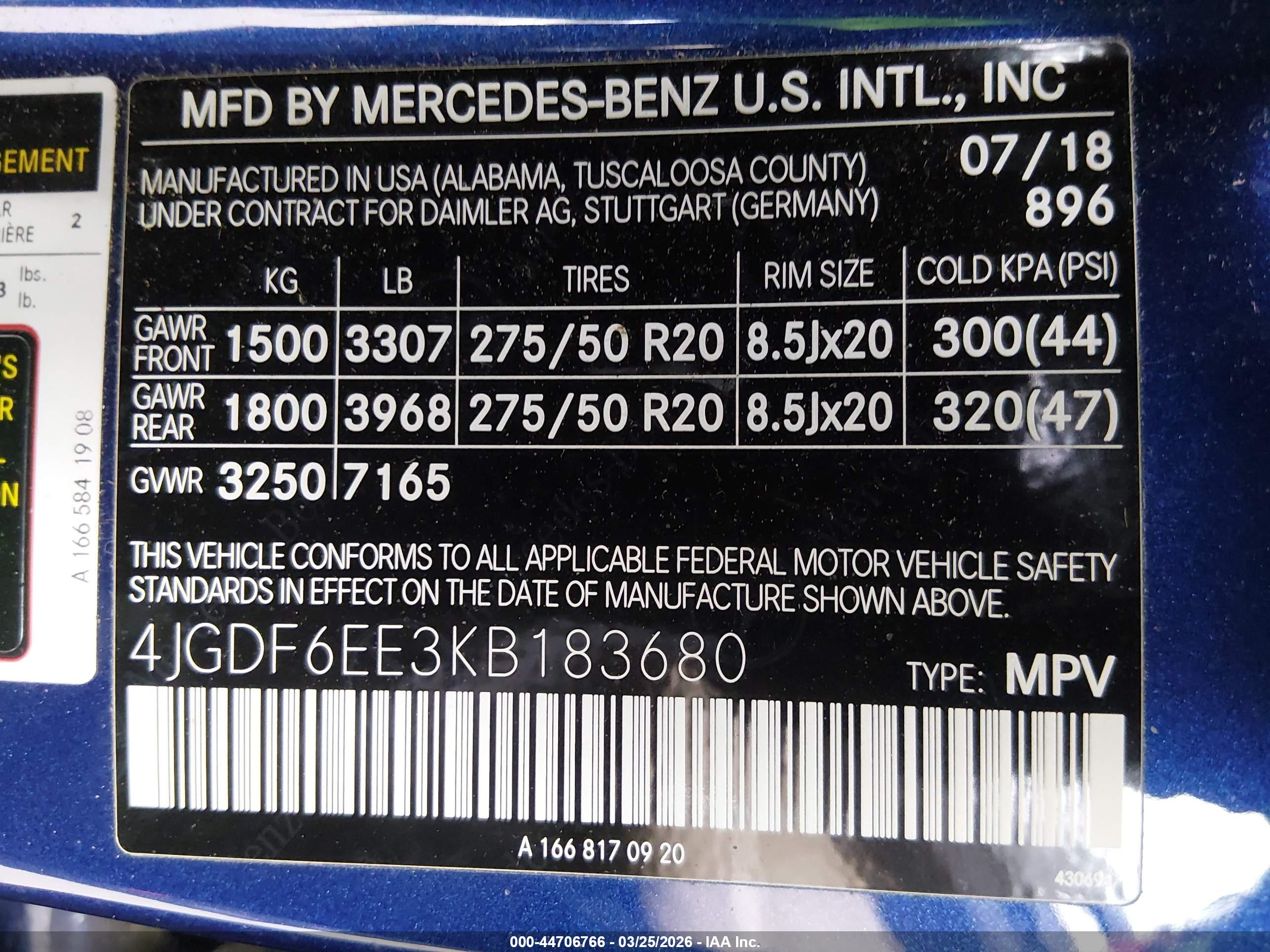 MERCEDES-BENZ GLS image 9