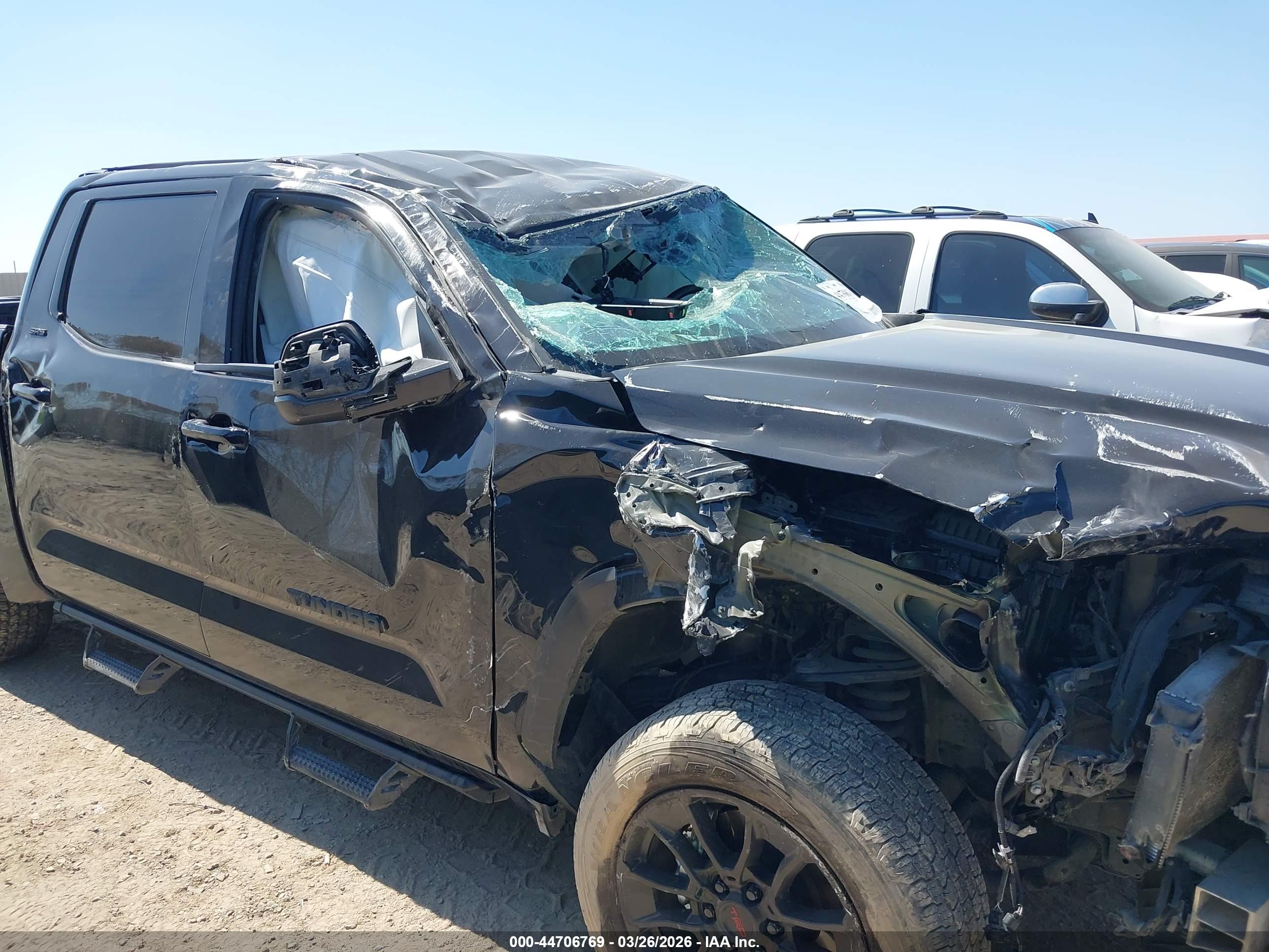 TOYOTA TUNDRA image 6