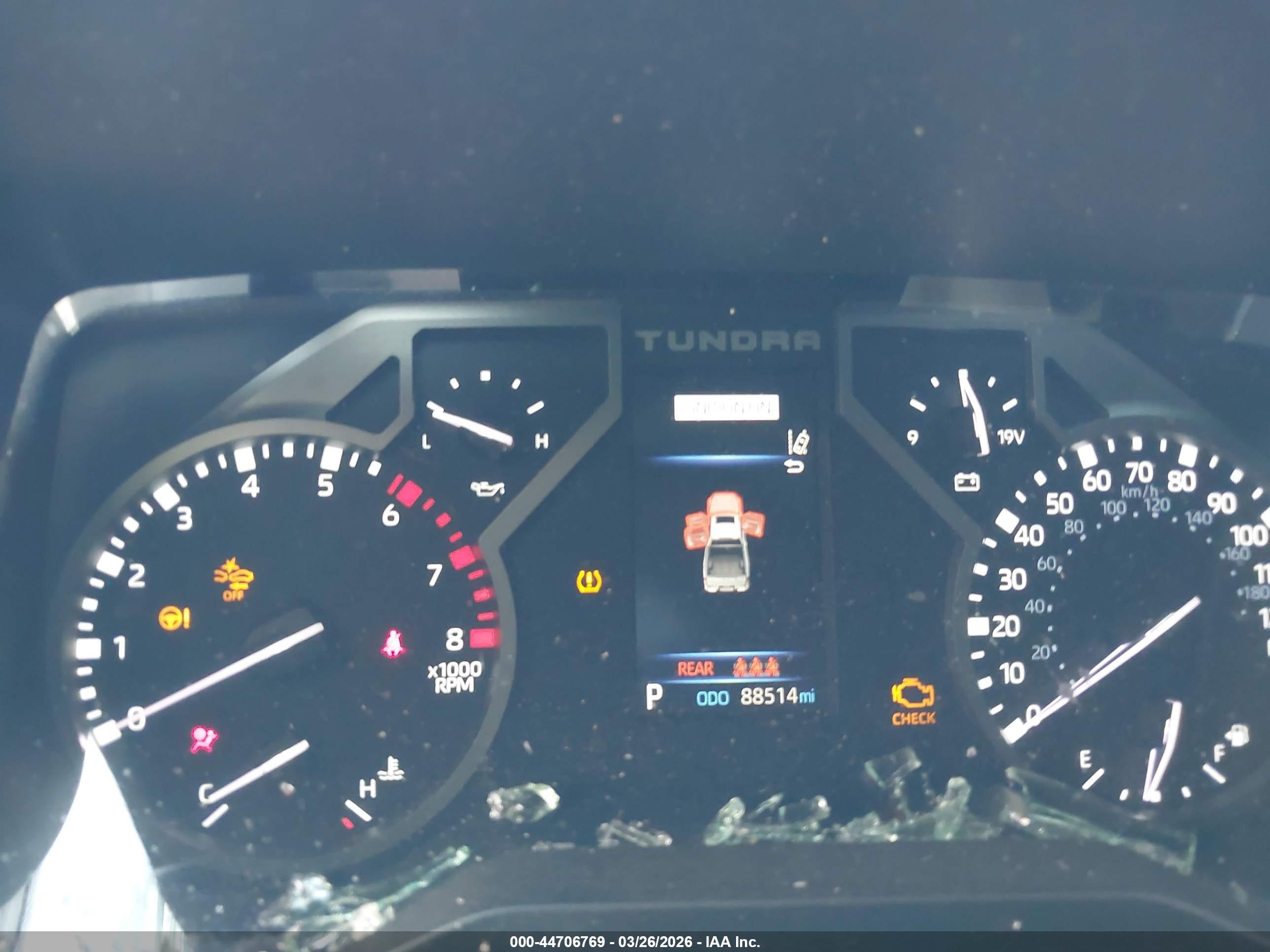 TOYOTA TUNDRA image 7