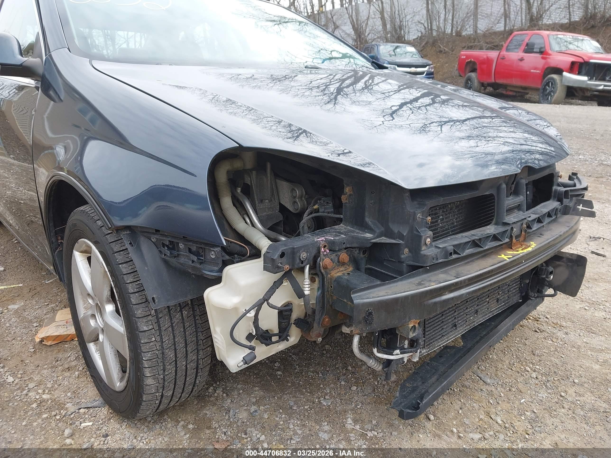 VOLKSWAGEN JETTA image 6