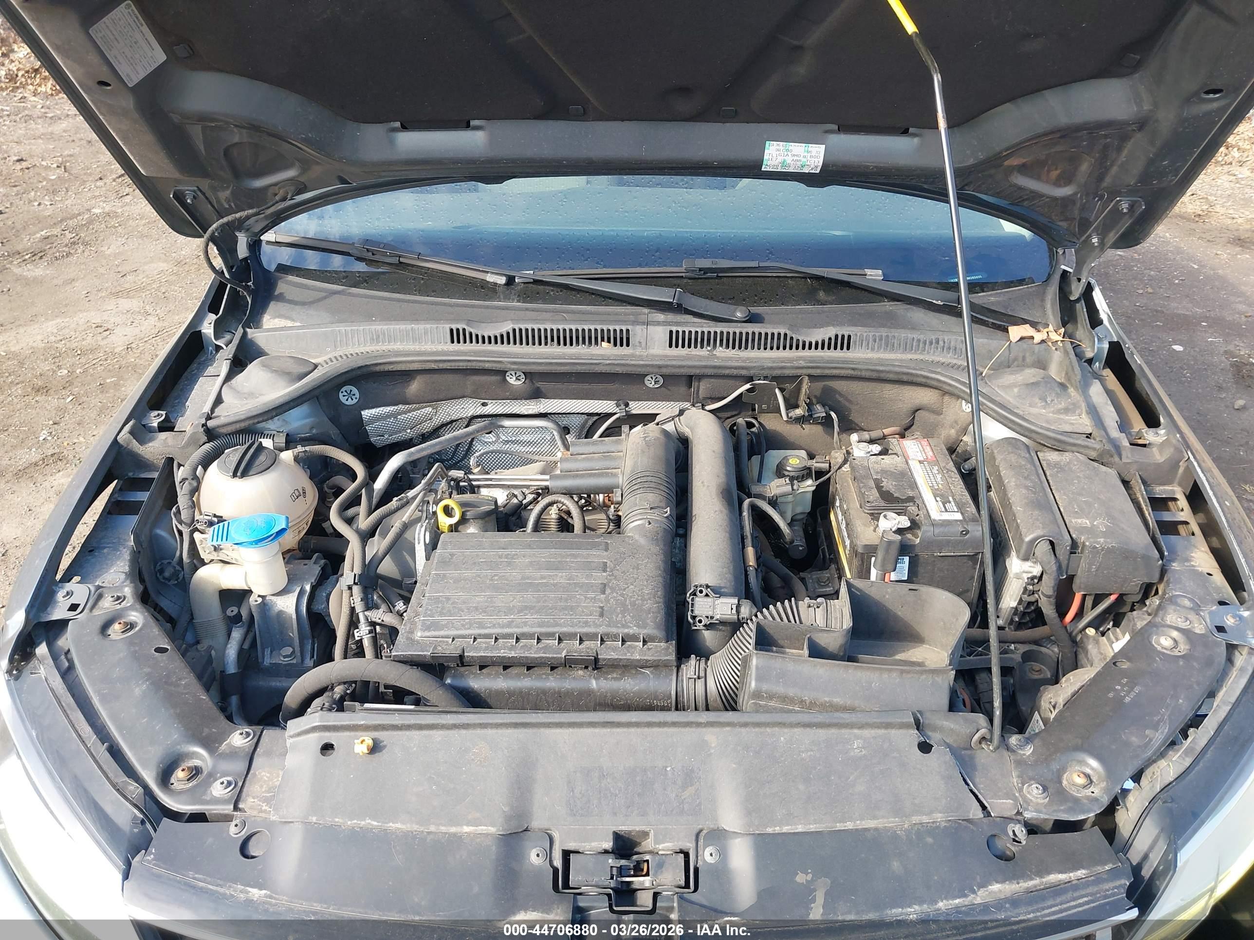 VOLKSWAGEN JETTA image 10