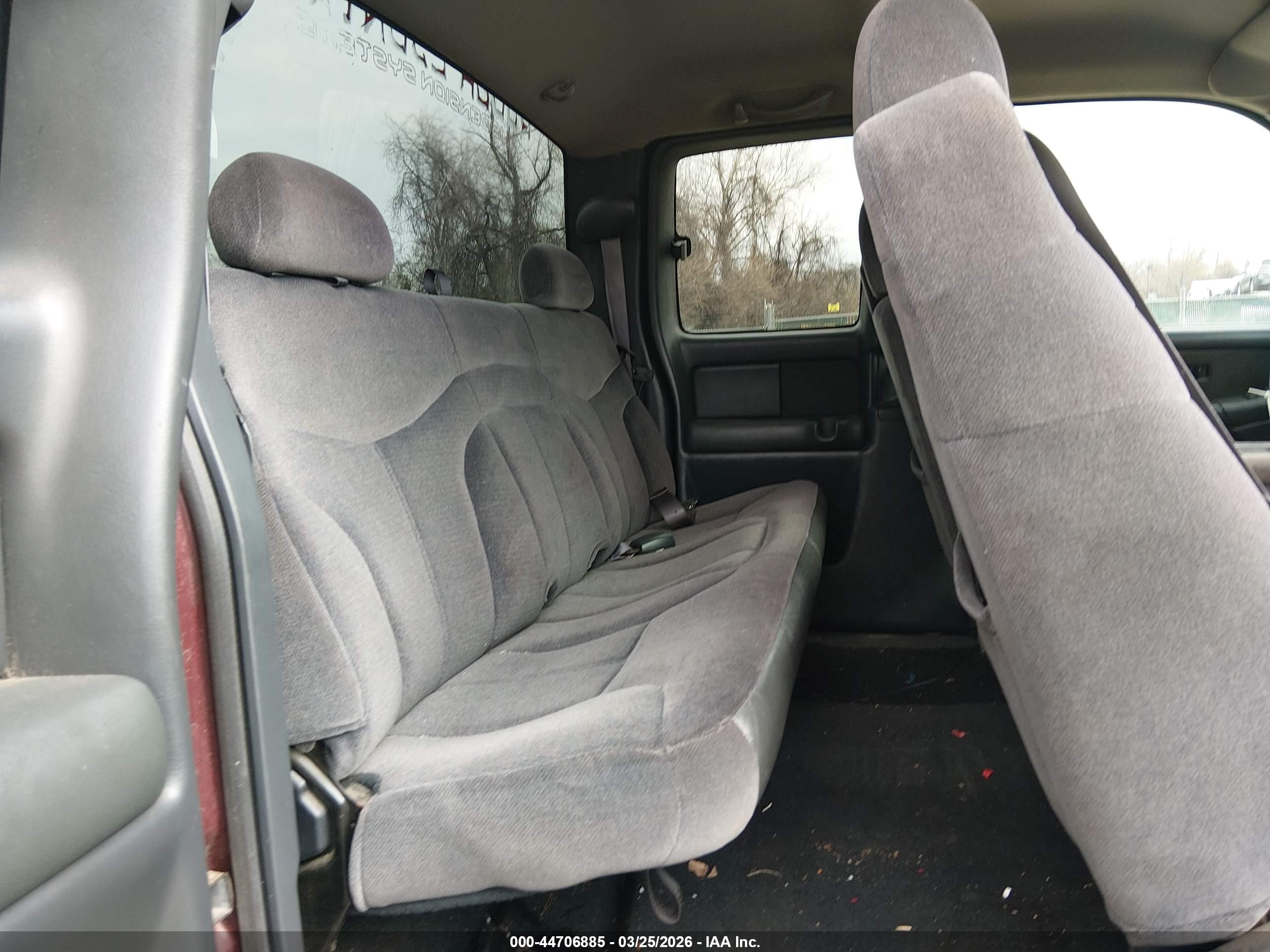 GMC SIERRA image 8