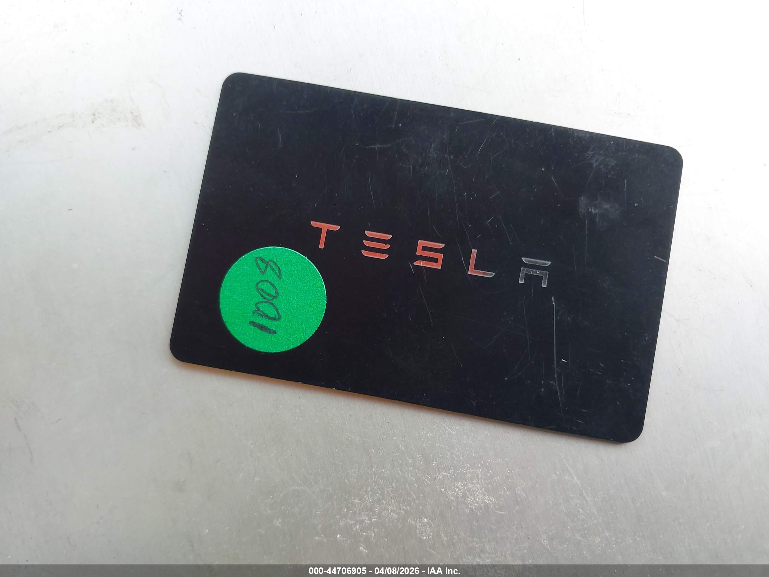 TESLA MODEL image 11