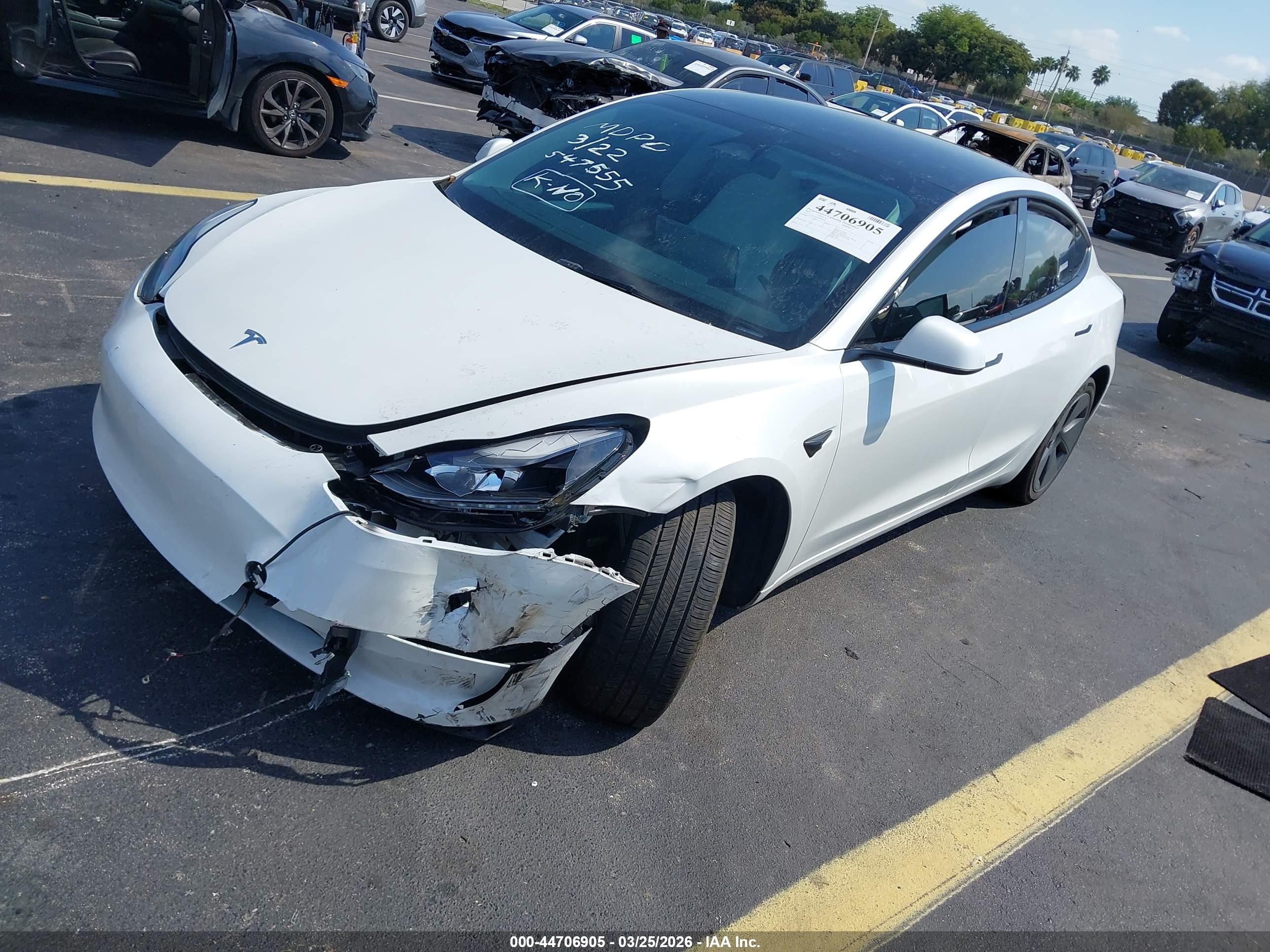 TESLA MODEL image 2