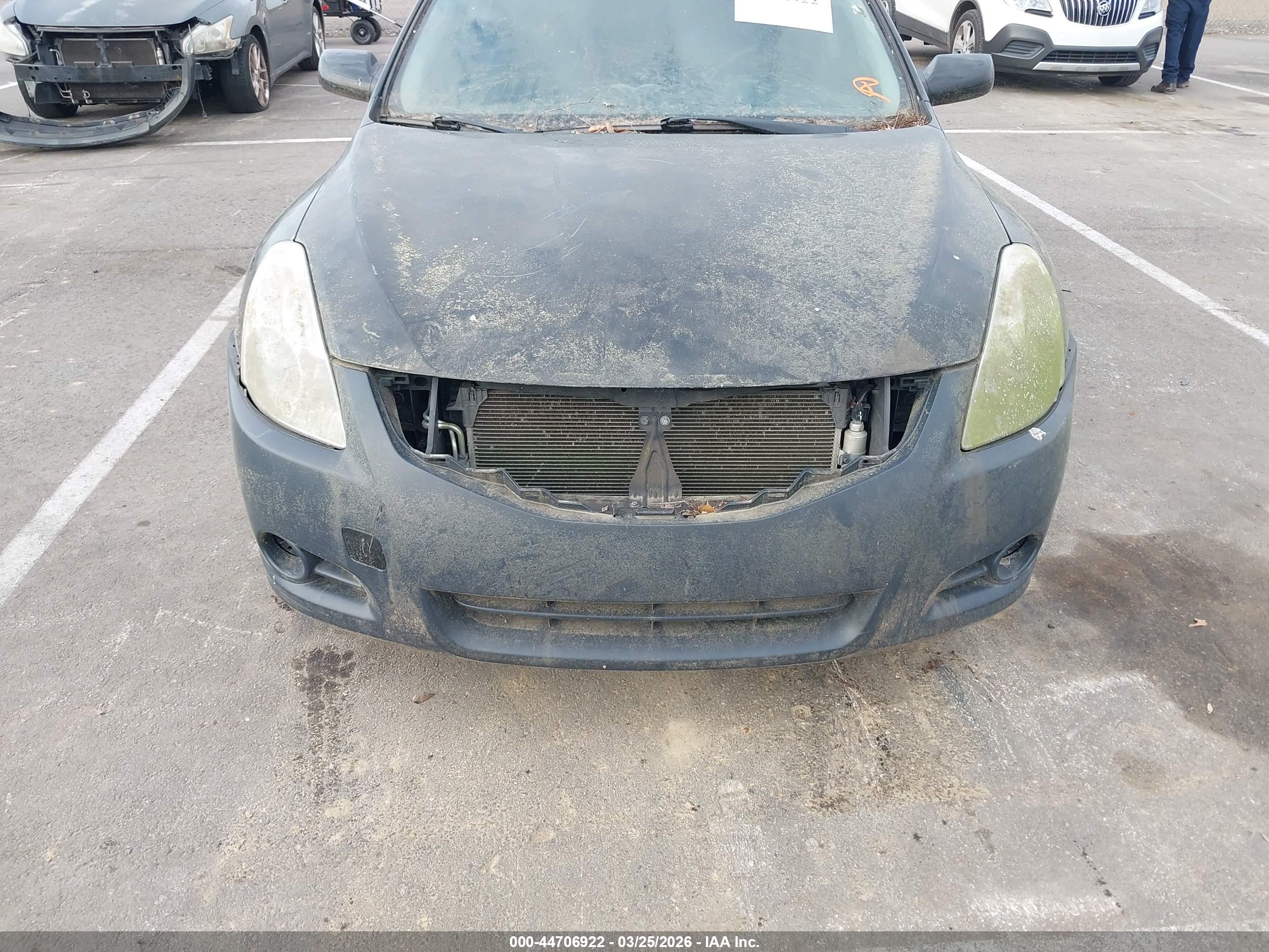 NISSAN ALTIMA image 6