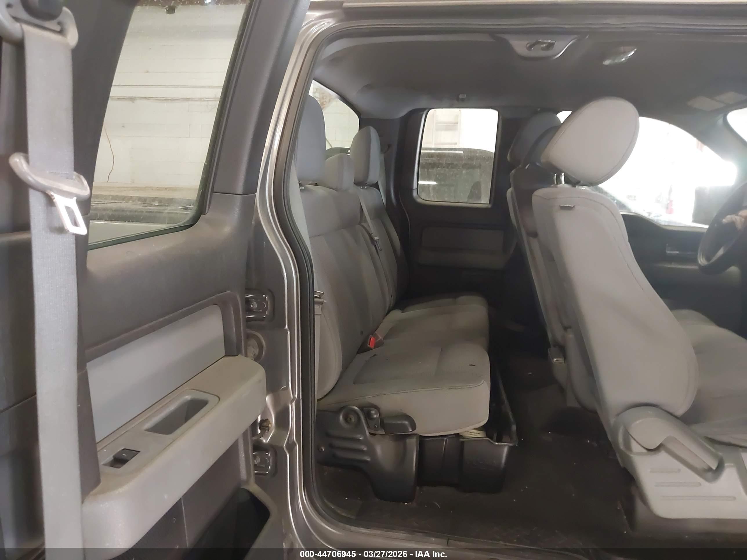 FORD F-150 image 8