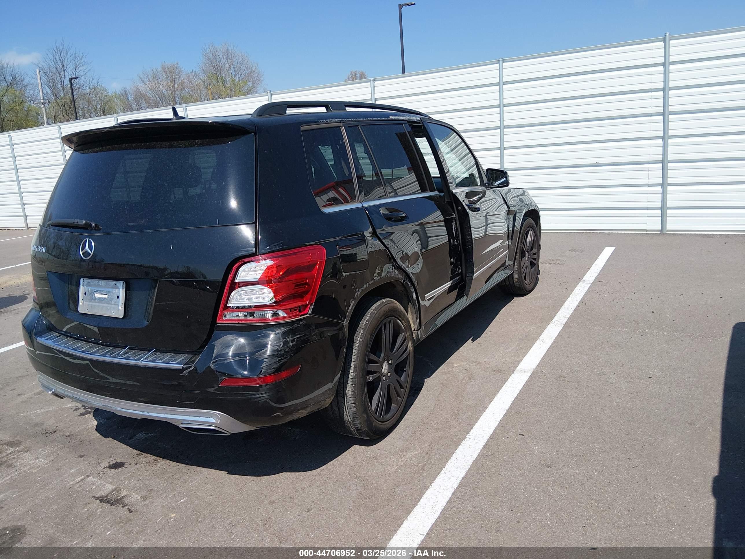 MERCEDES-BENZ GLK image 4