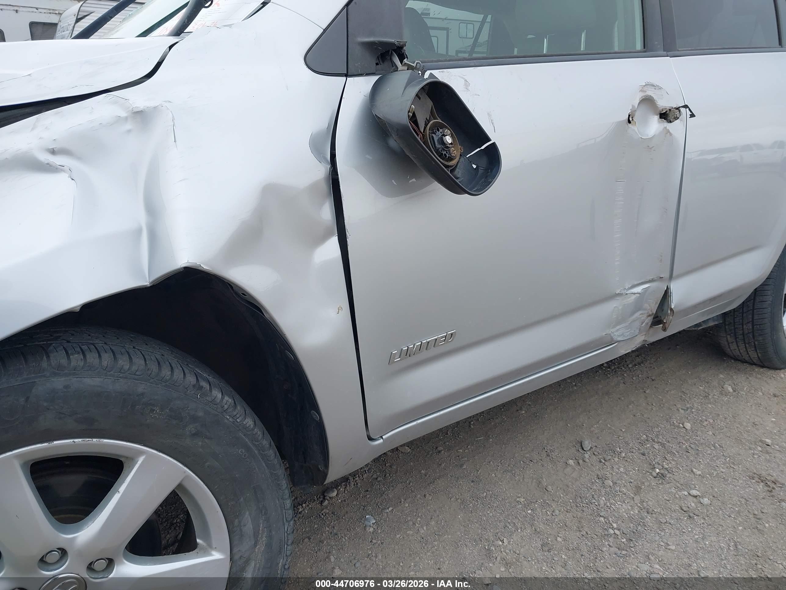 TOYOTA RAV4 image 6