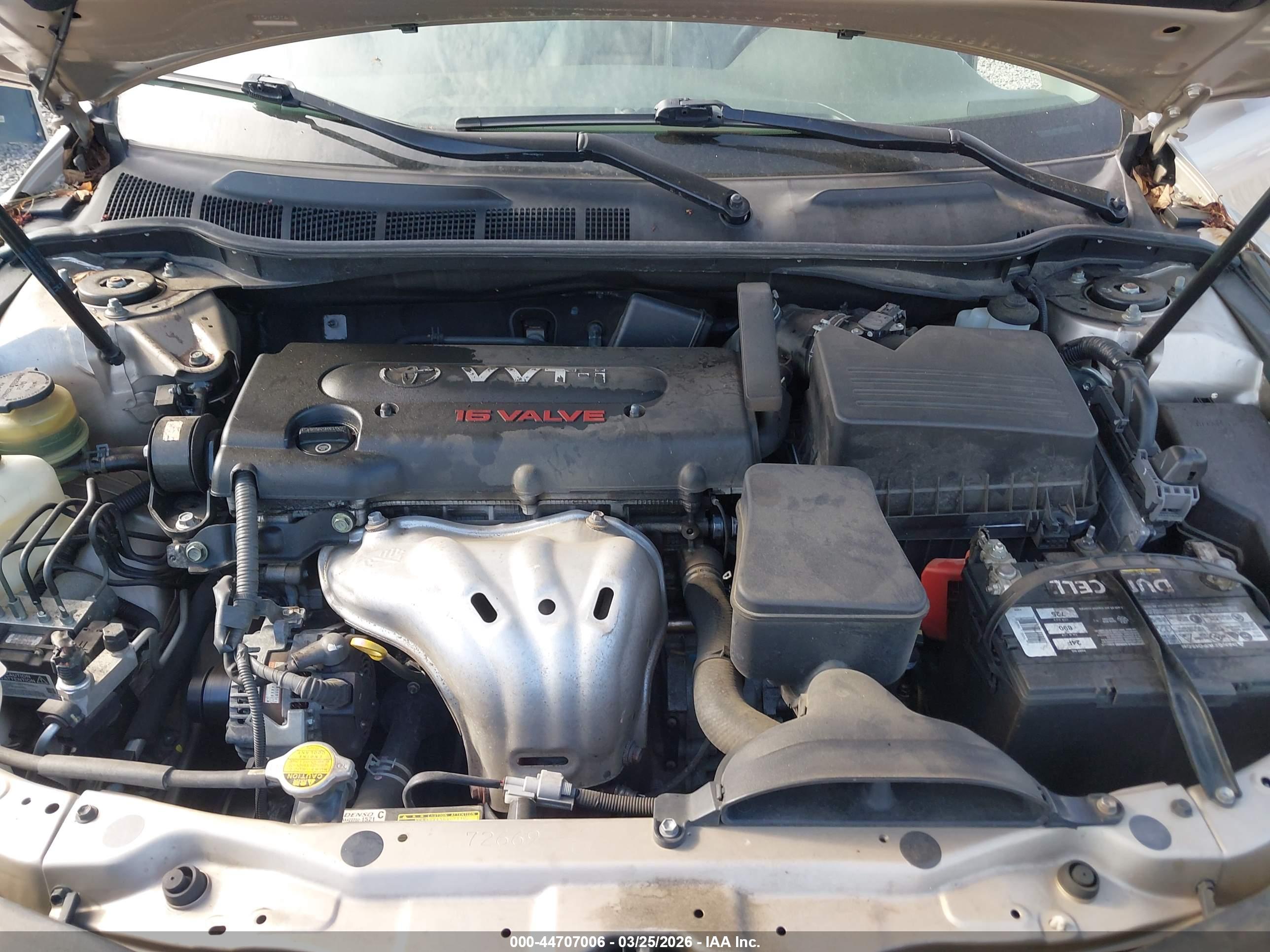 TOYOTA CAMRY image 10