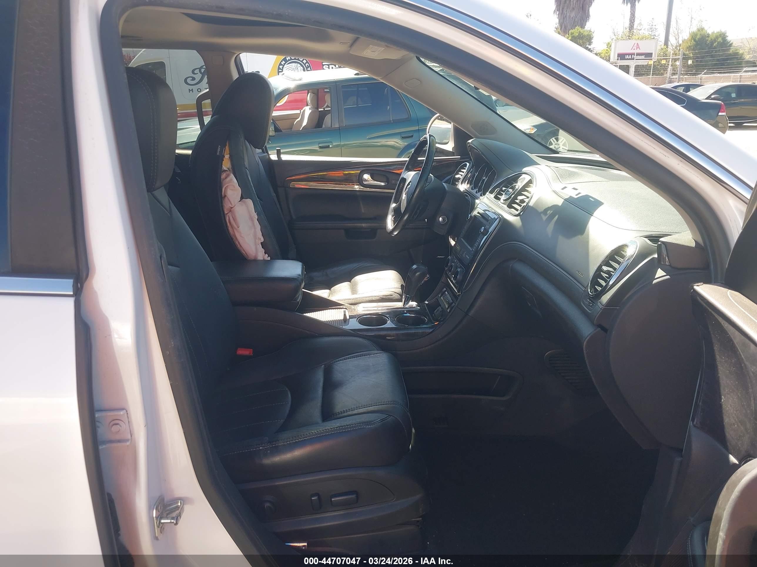 BUICK ENCLAVE image 5