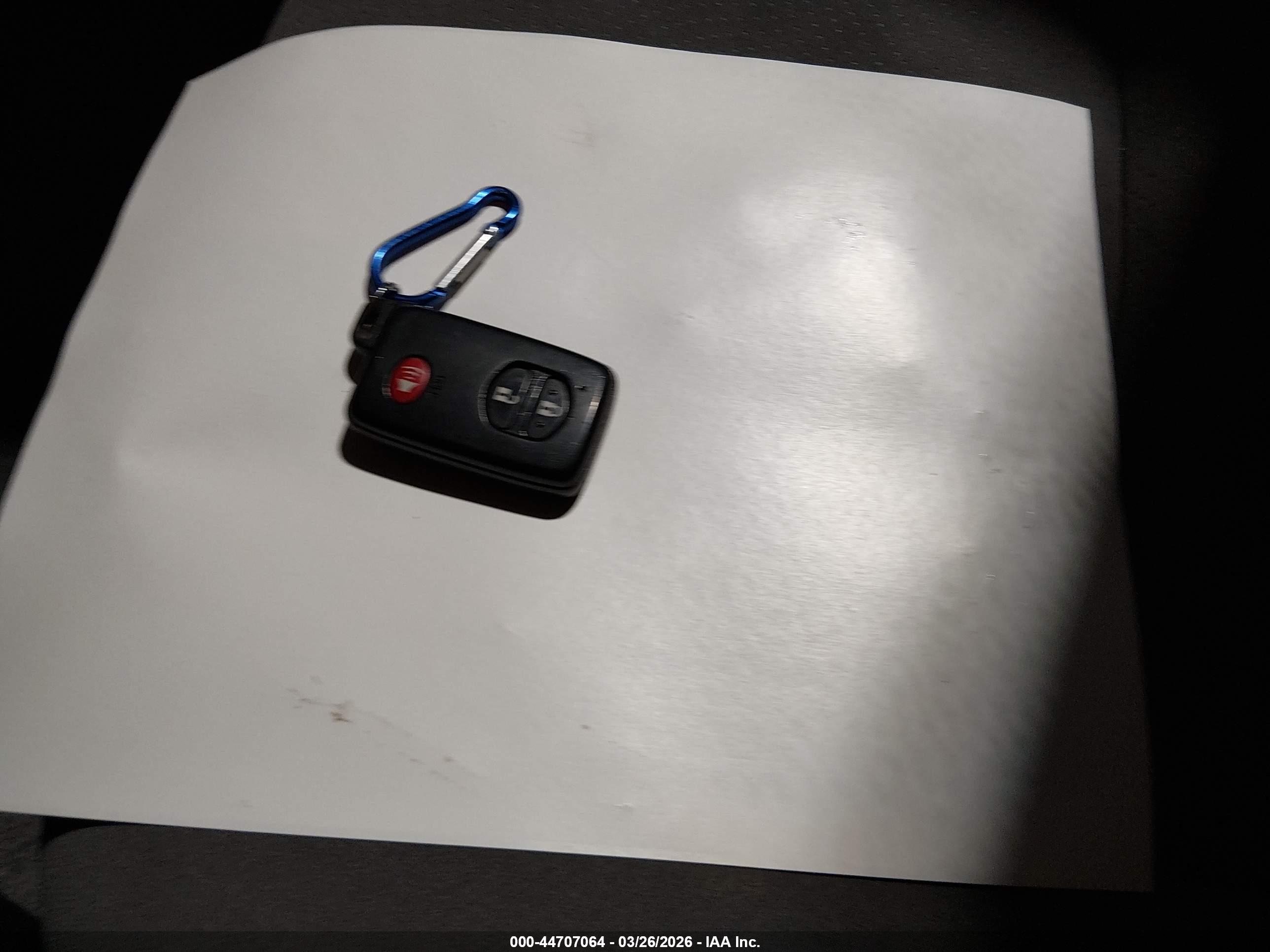 TOYOTA PRIUS image 11