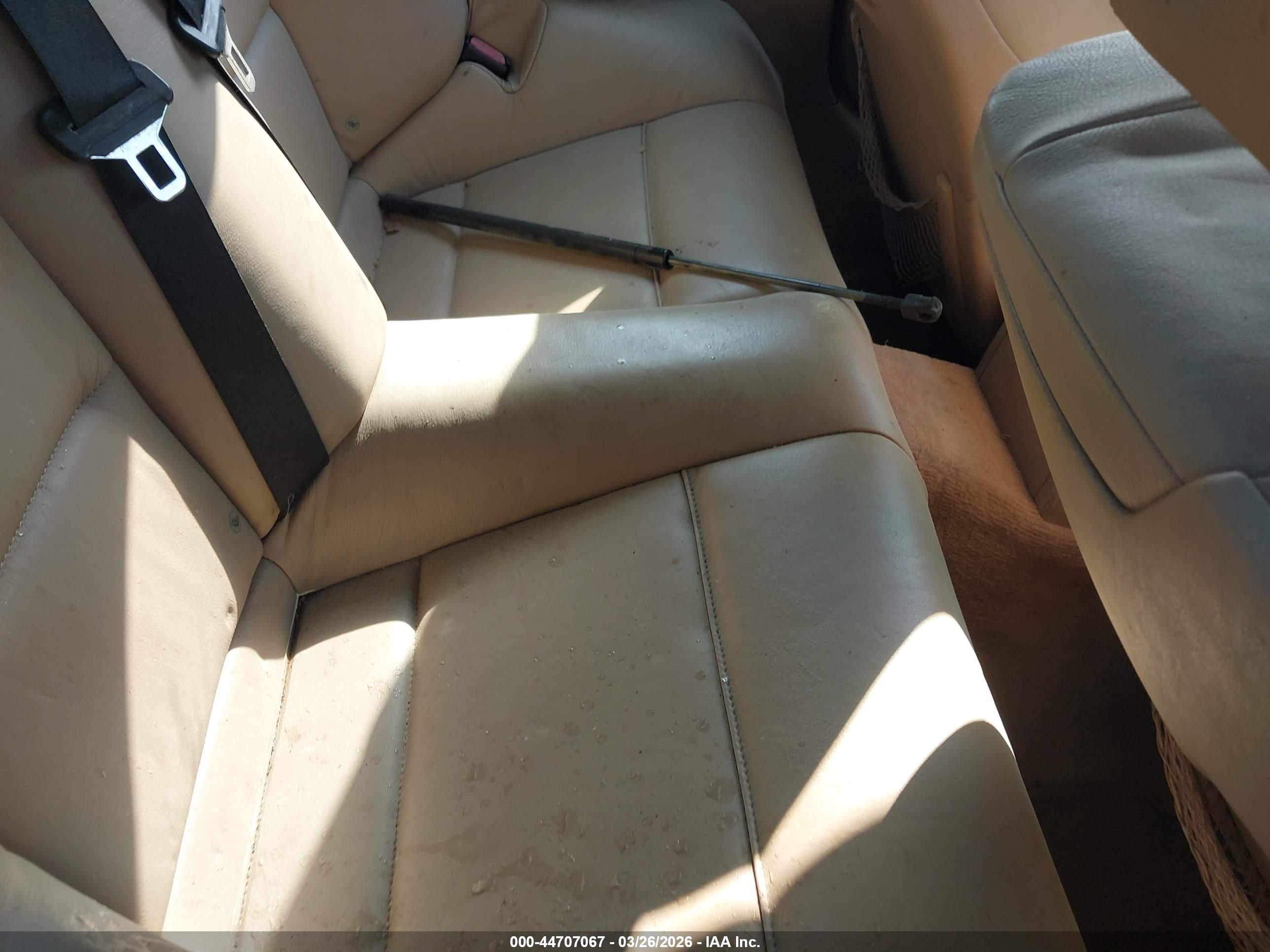 BMW 325CI image 8