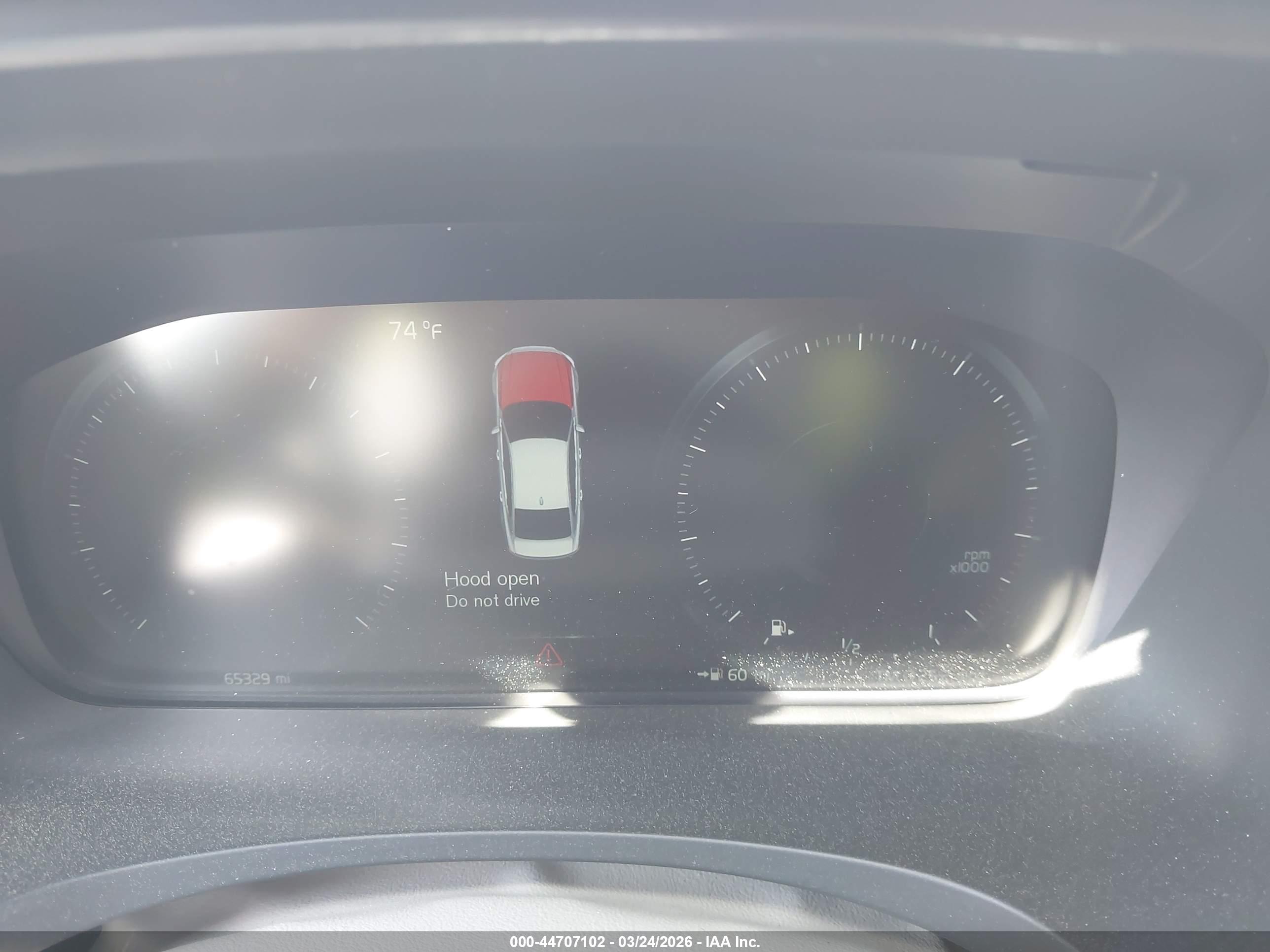 VOLVO S90 image 7