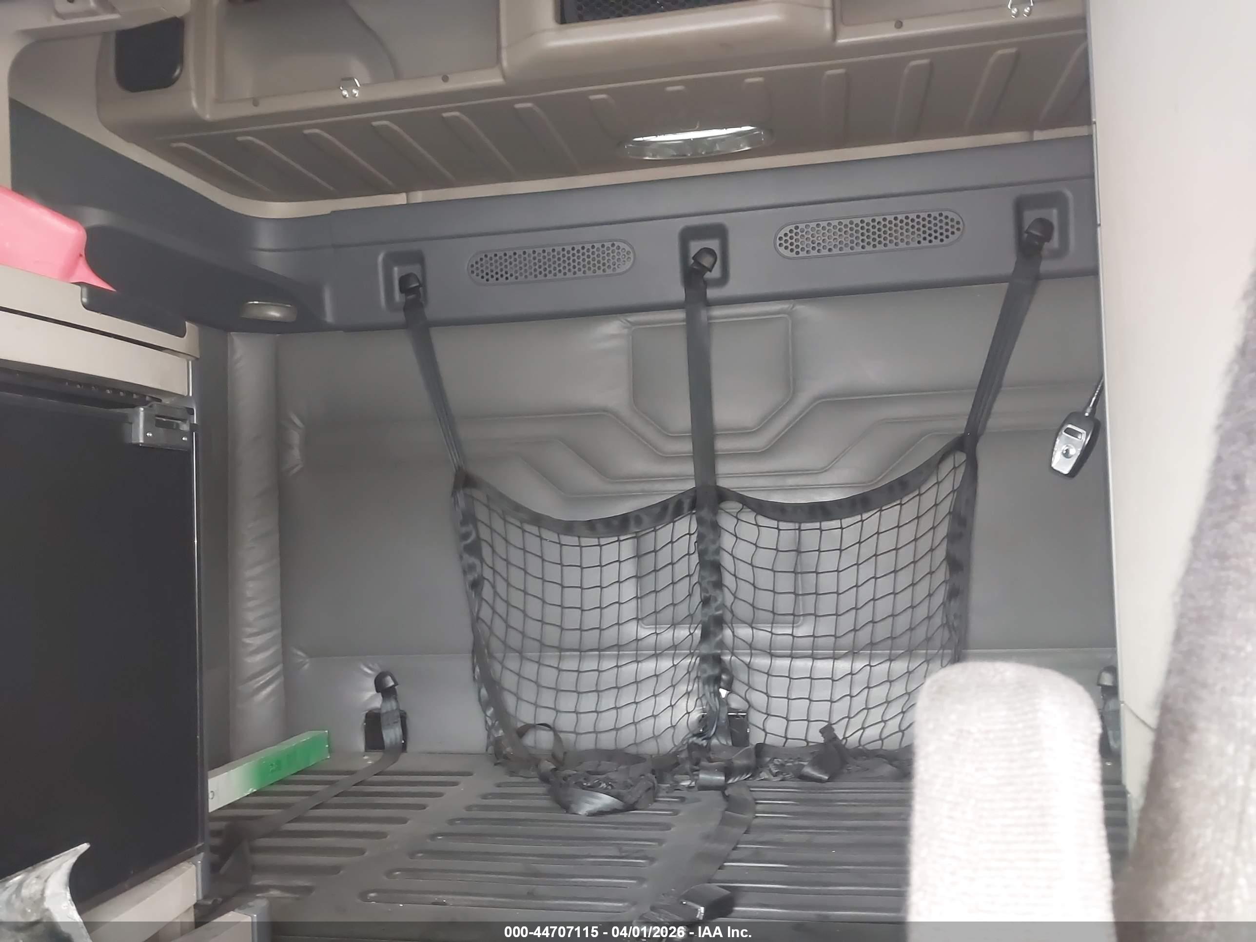 FREIGHTLINER CASCADIA image 7