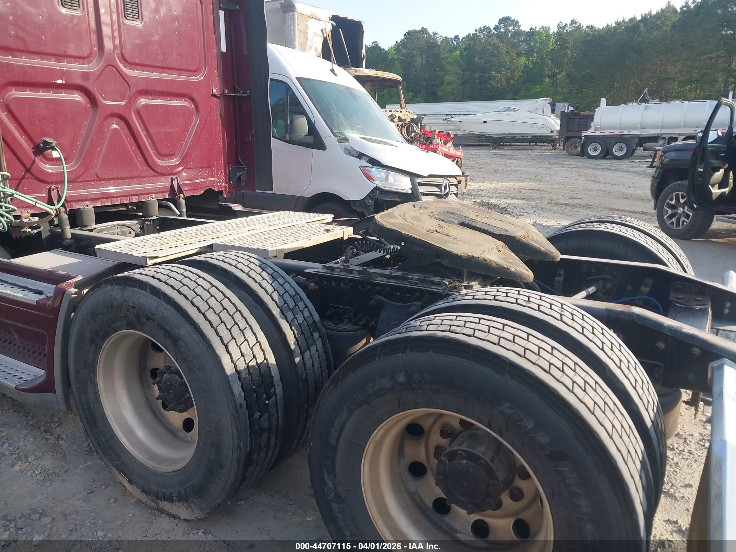 FREIGHTLINER CASCADIA image 8