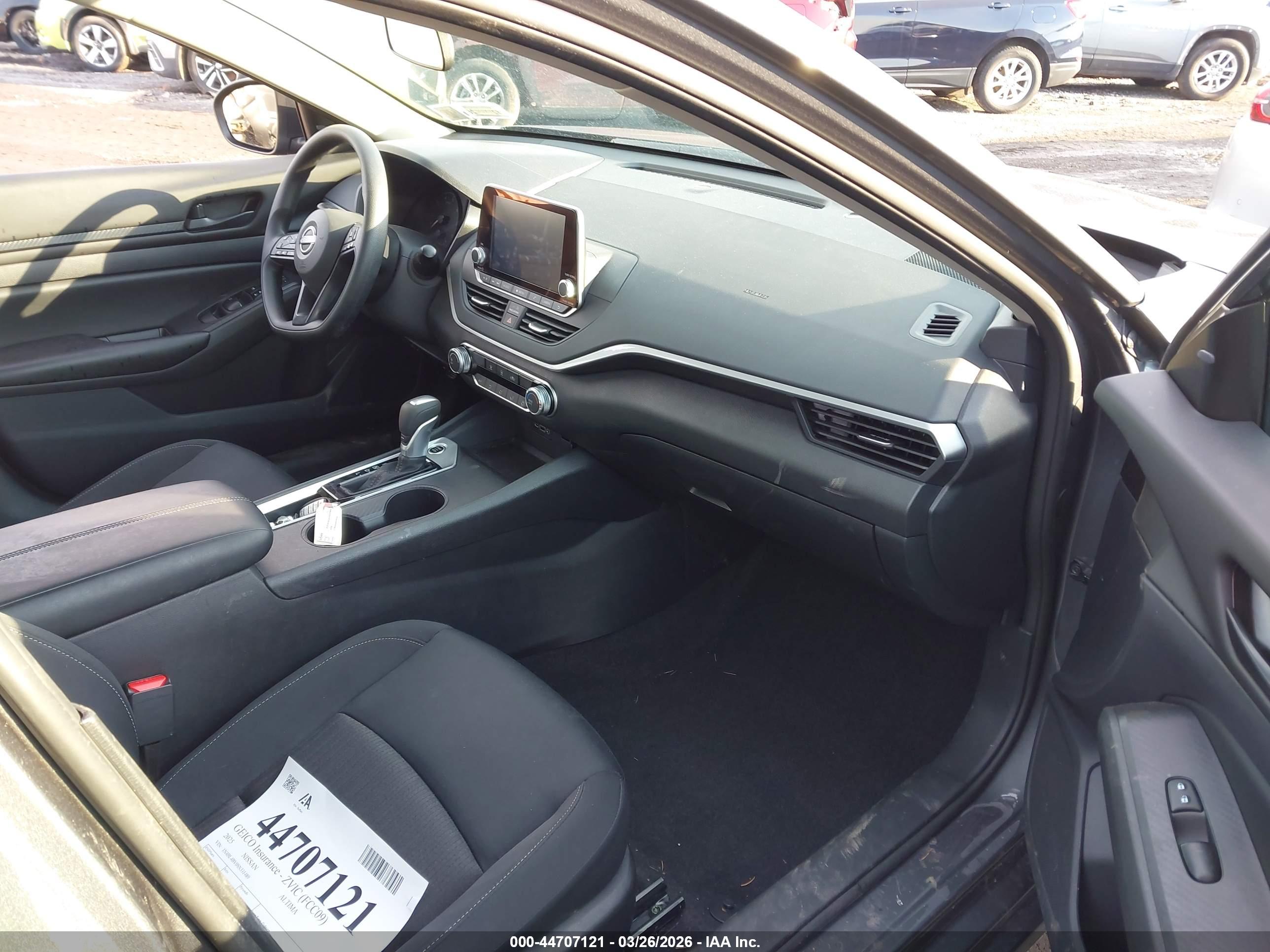 NISSAN ALTIMA image 5