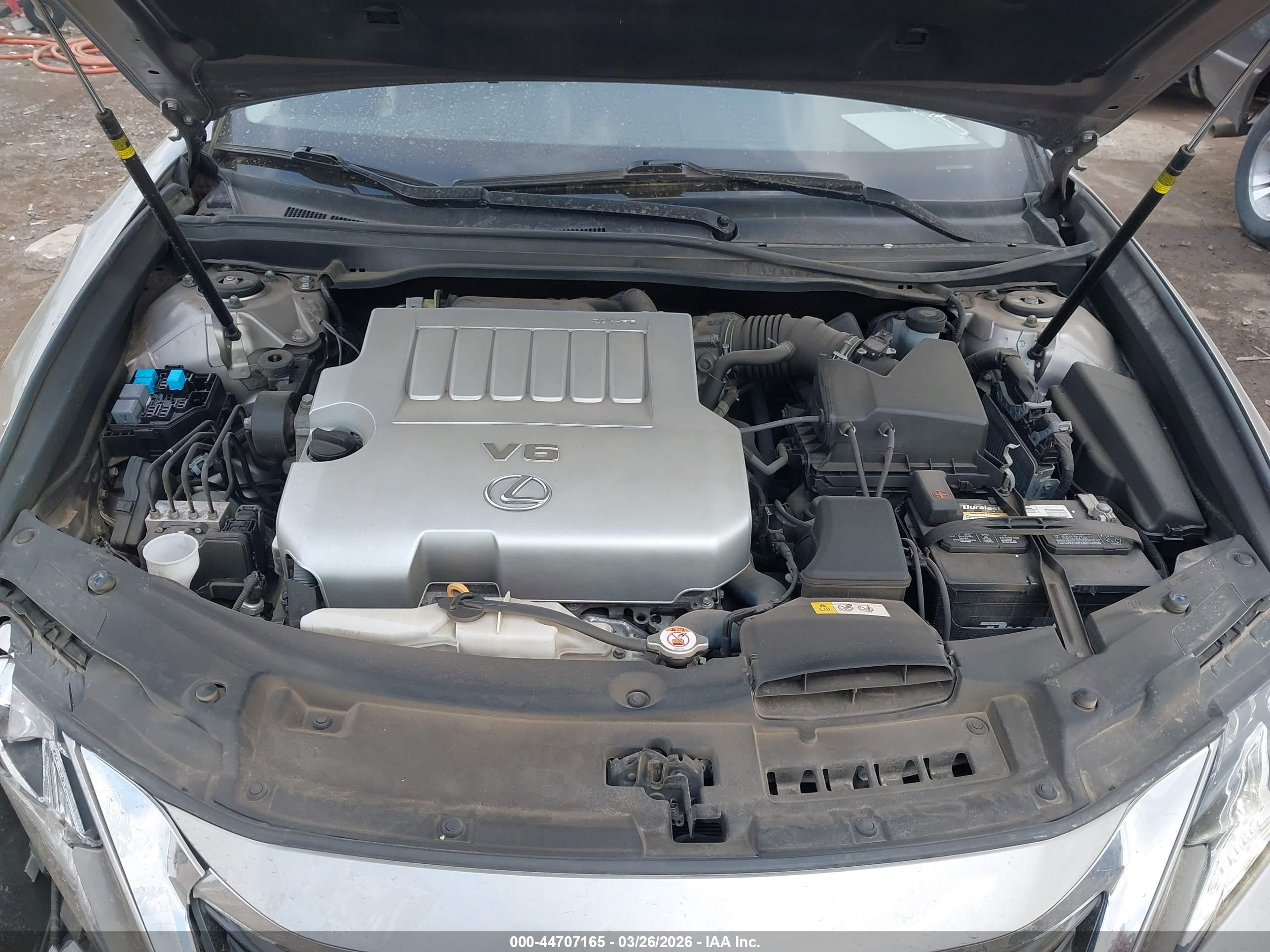 LEXUS ES image 10
