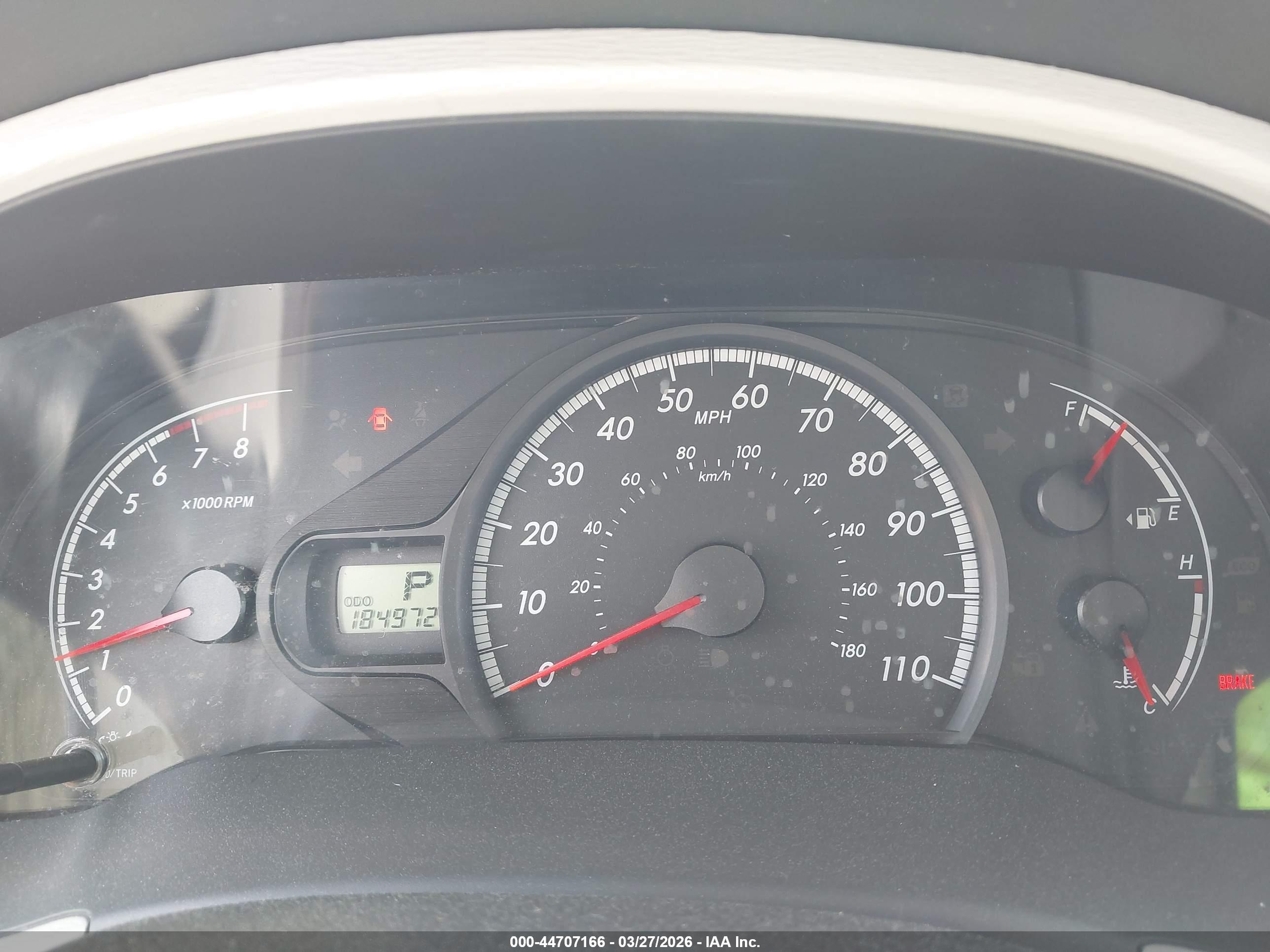 TOYOTA SIENNA image 7