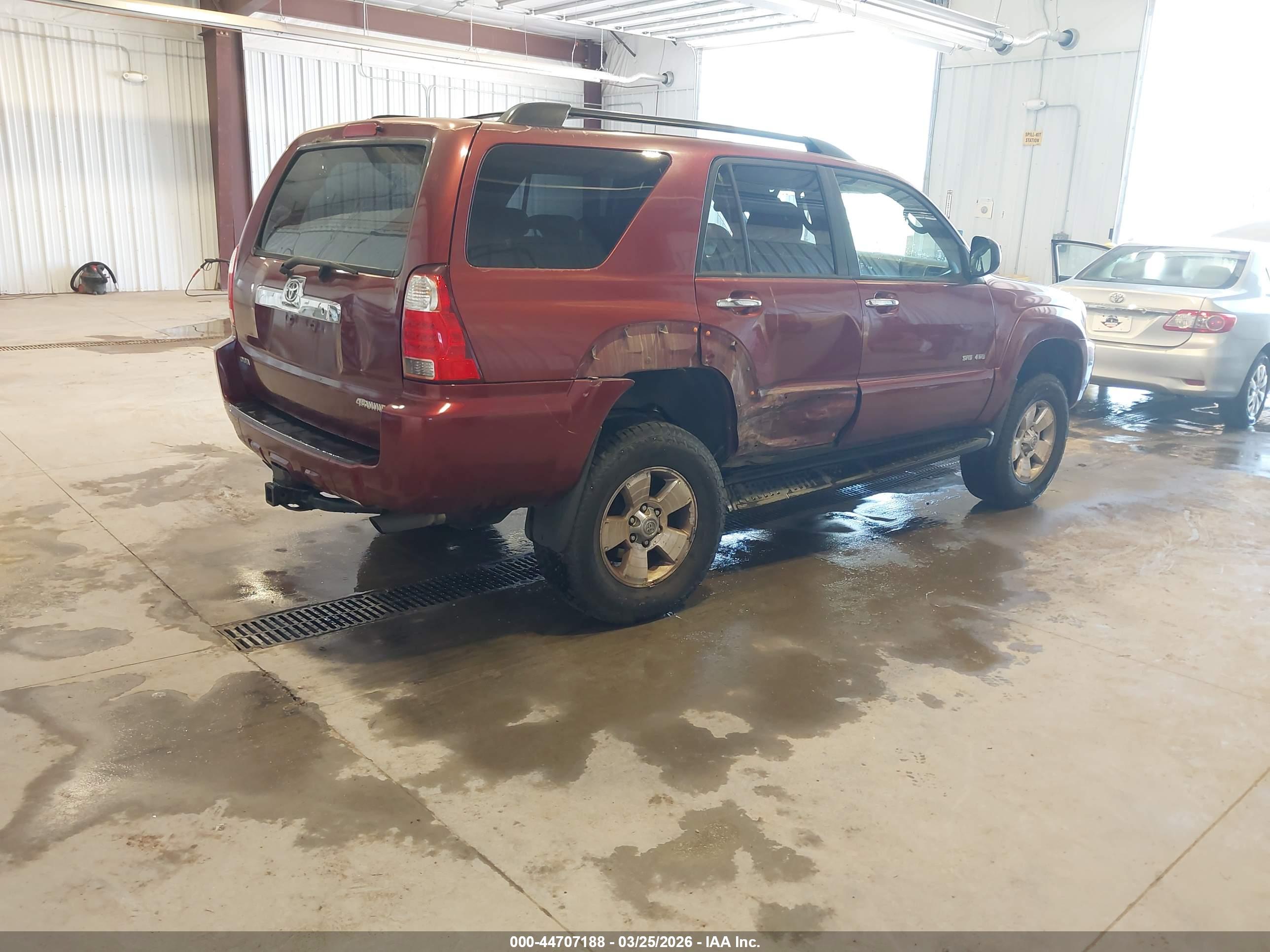 TOYOTA 4RUNNER image 4