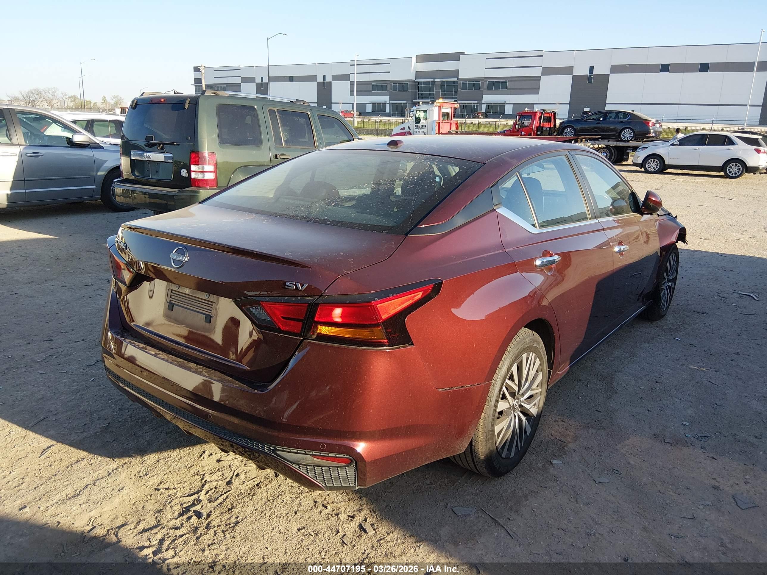 NISSAN ALTIMA image 4